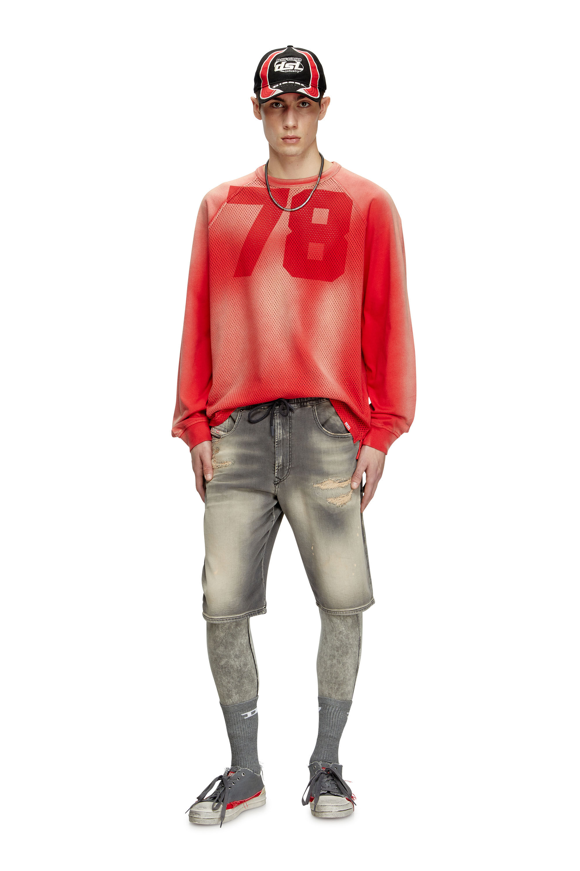 Diesel - 2033 D-KROOLEY-SHORT JOGG, Short chino en JoggJeans Homme in Gris - 1