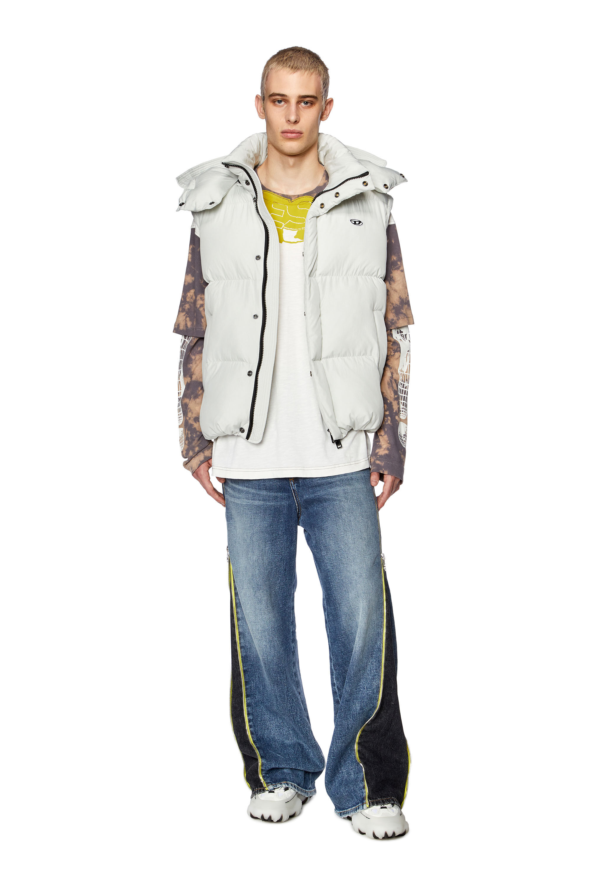 Diesel - W-ROLFYS-SL-FD, Male's Puffer vest with detachable hood in White - 1