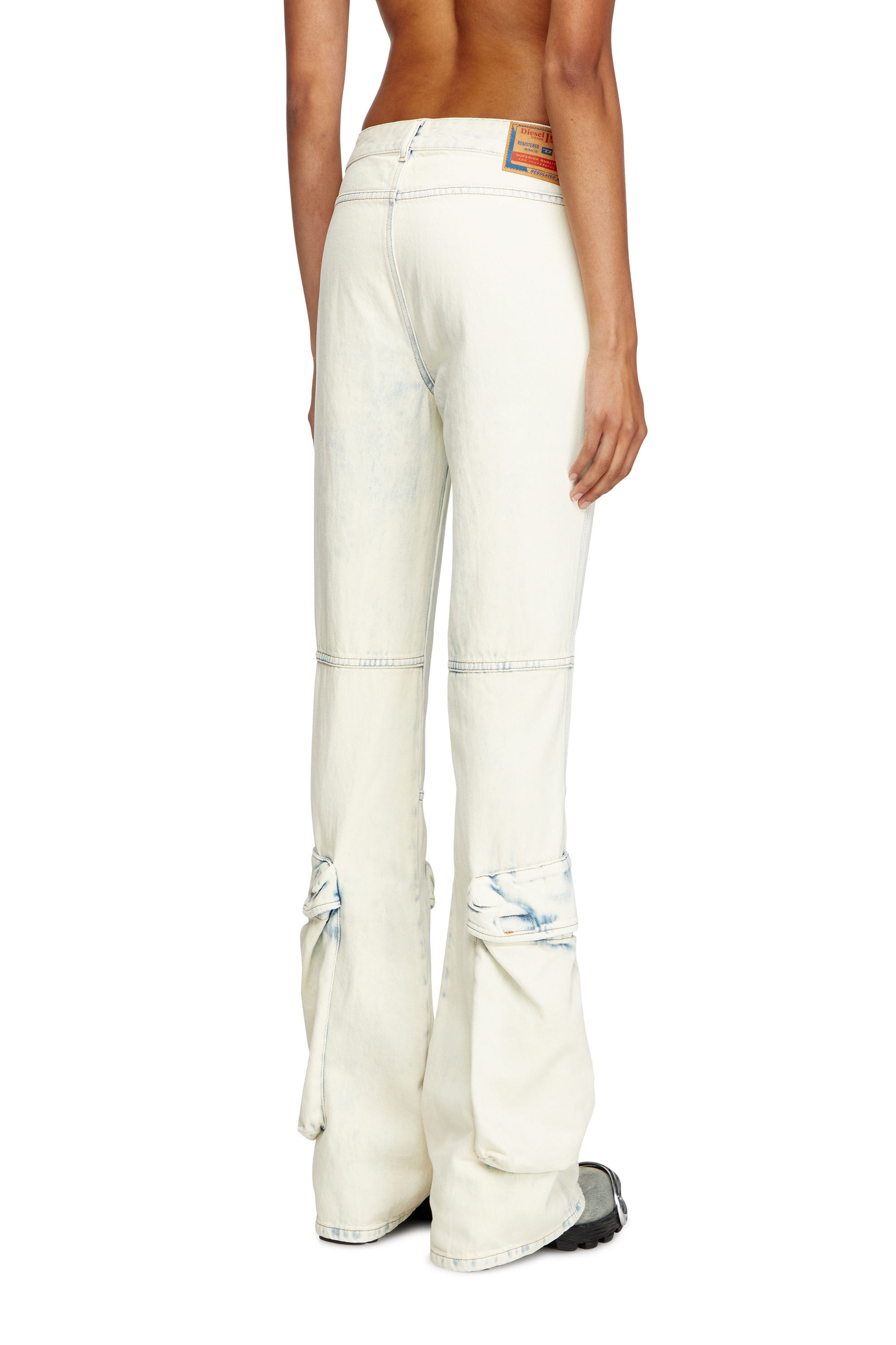 Diesel - Bootcut Jeans D-Poky 0CBCV Femme, Bleu Clair - Image 5