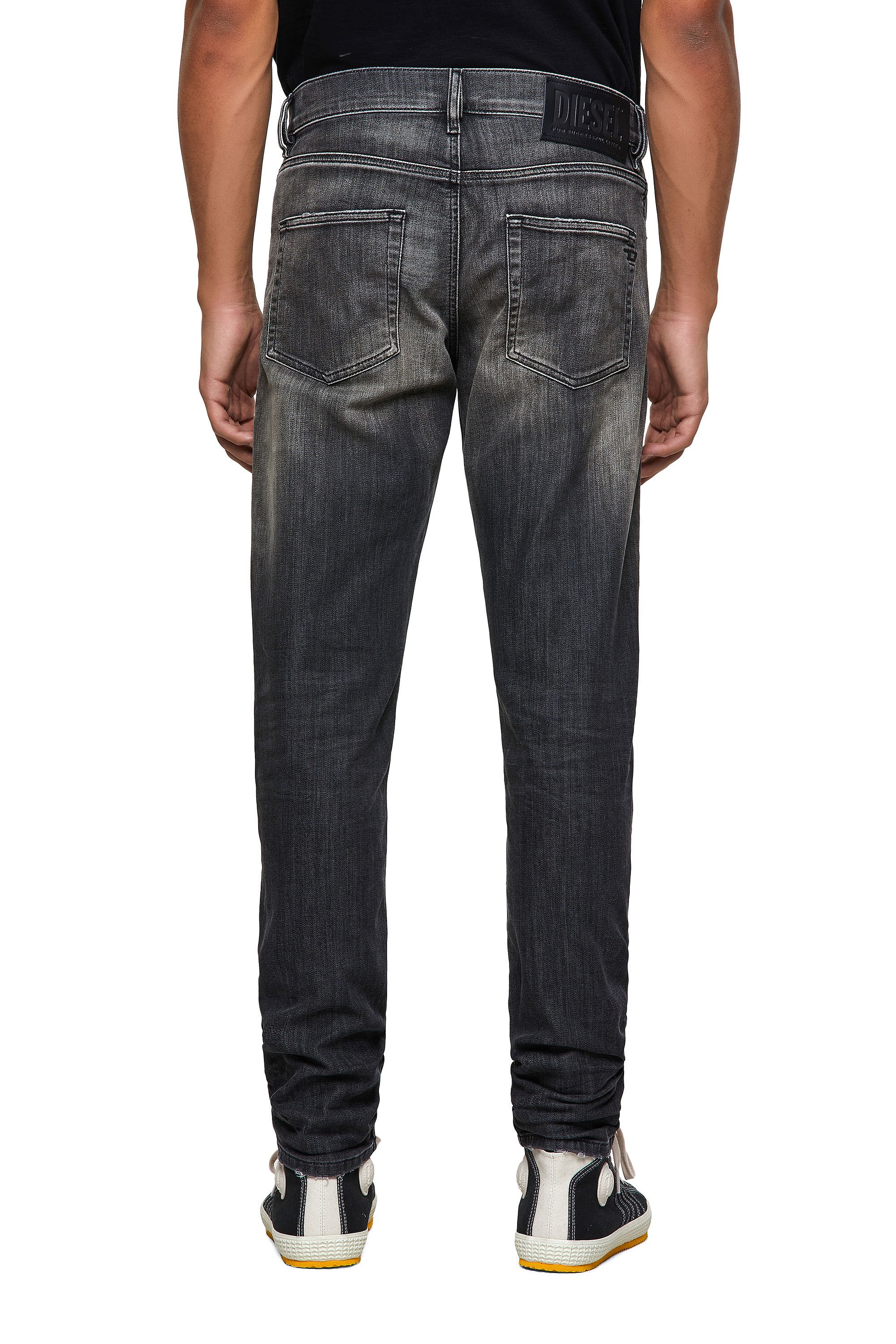 Diesel - D-Strukt JoggJeans® 09B54 Slim, Black/Dark Grey - Image 4