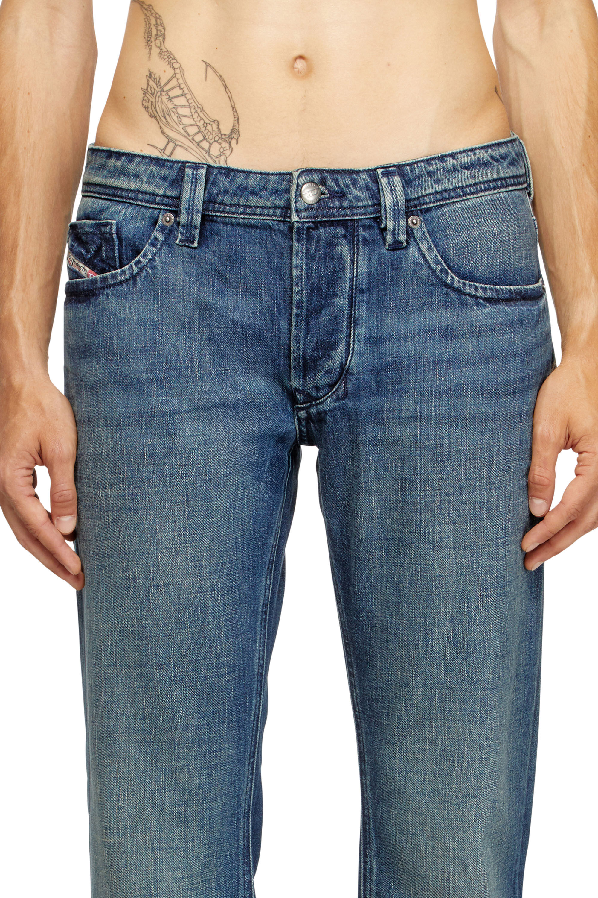 Diesel - Male's Regular Jeans 1985 Larkee 0DBDS, Dark Blue - 5