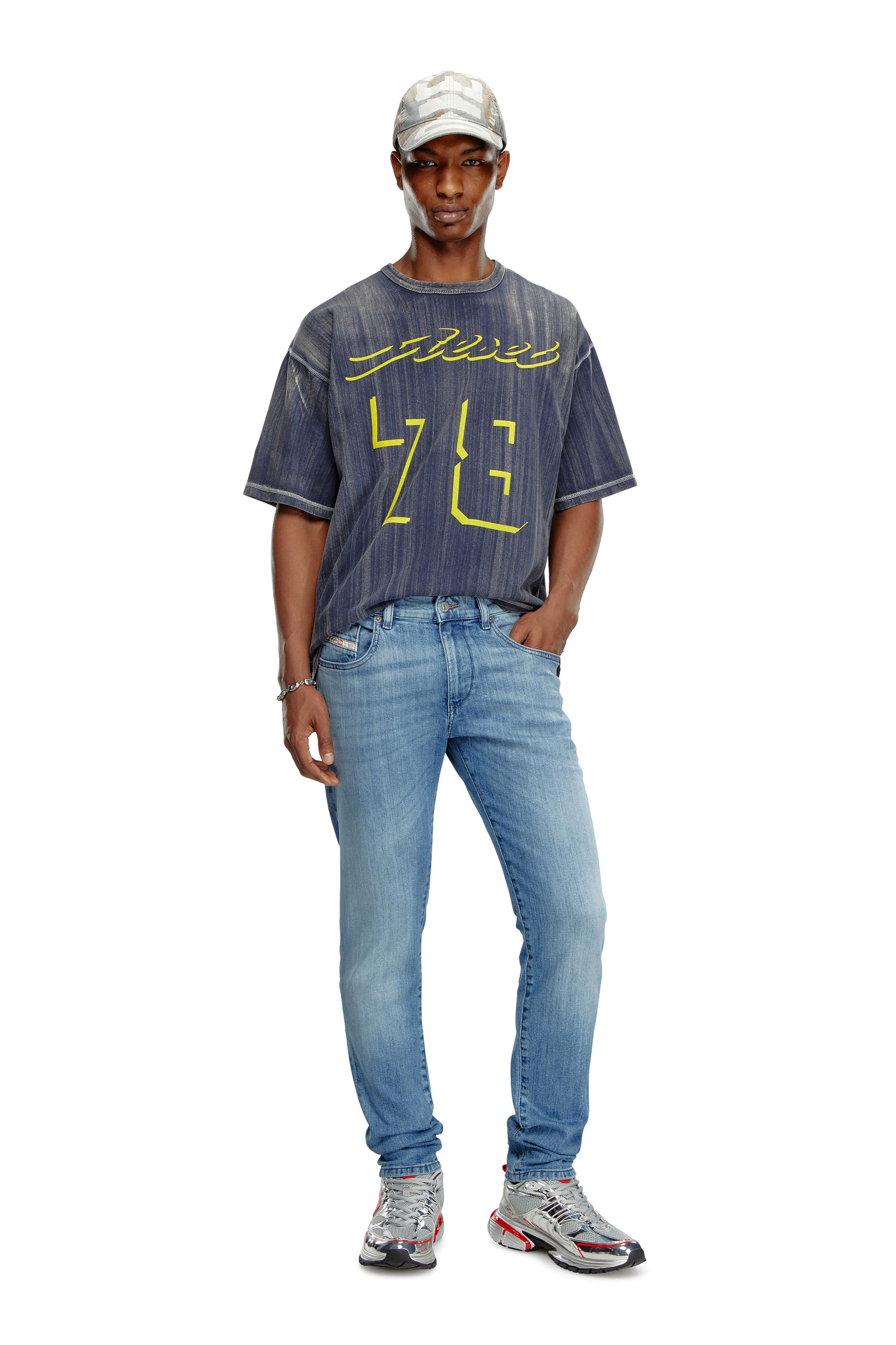 Diesel - Slim Jeans 2019 D-Strukt 0GRDI Homme, Bleu Clair - Image 1