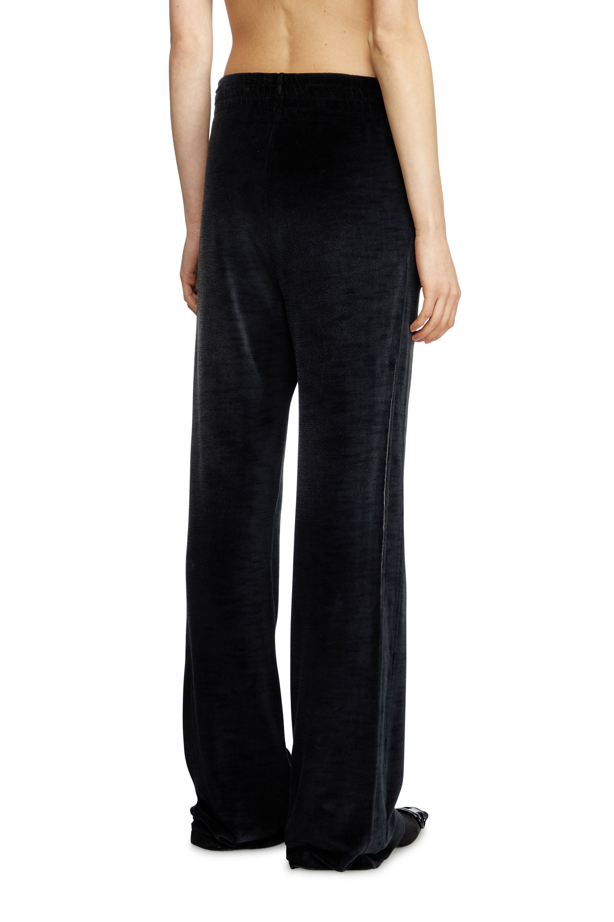 Diesel - P-ELY-Q1, Pantalon de survêtement à jambe large Femme in Noir - 4