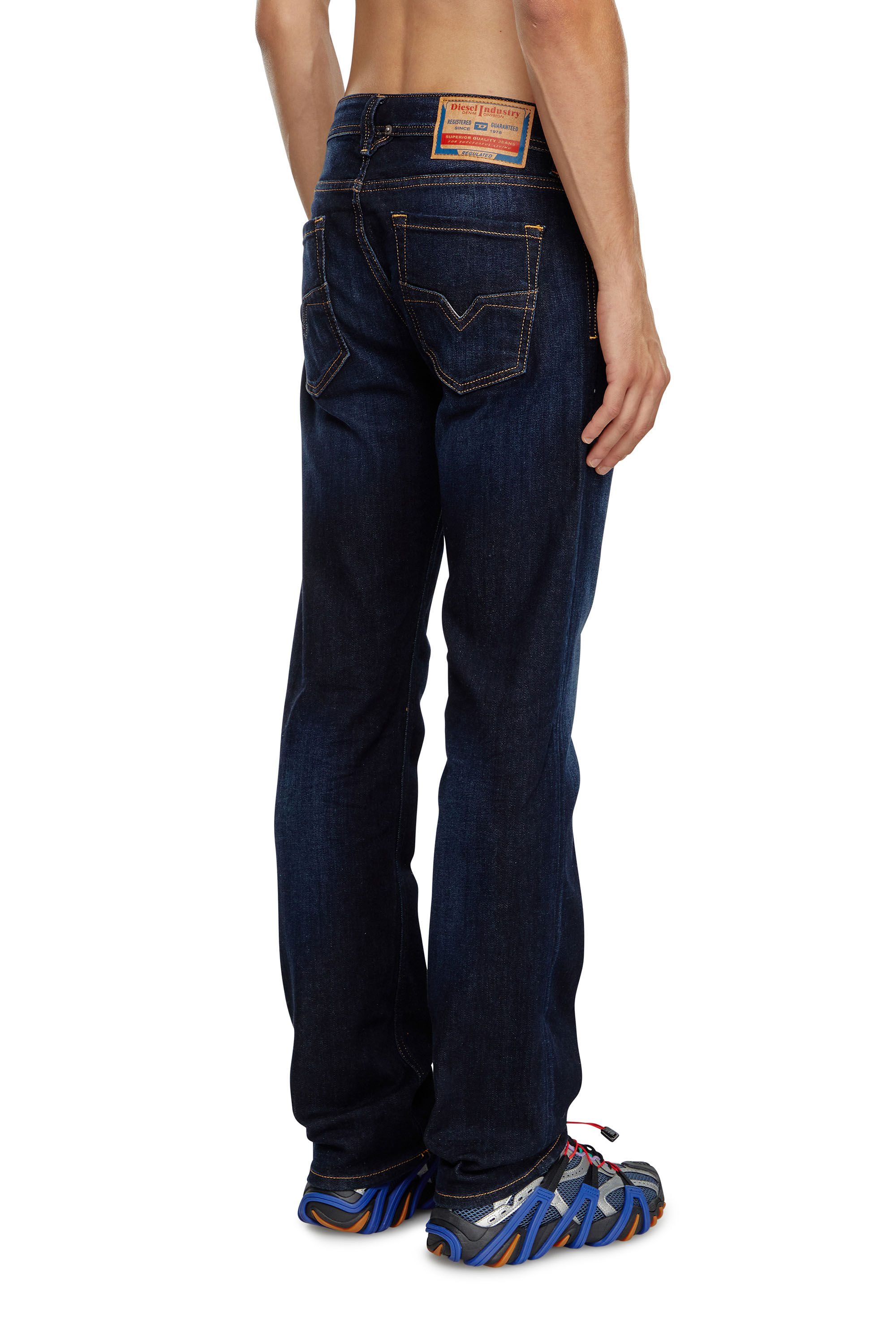 Diesel - Male's Straight Jeans 1985 Larkee 009ZS, Dark Blue - 4