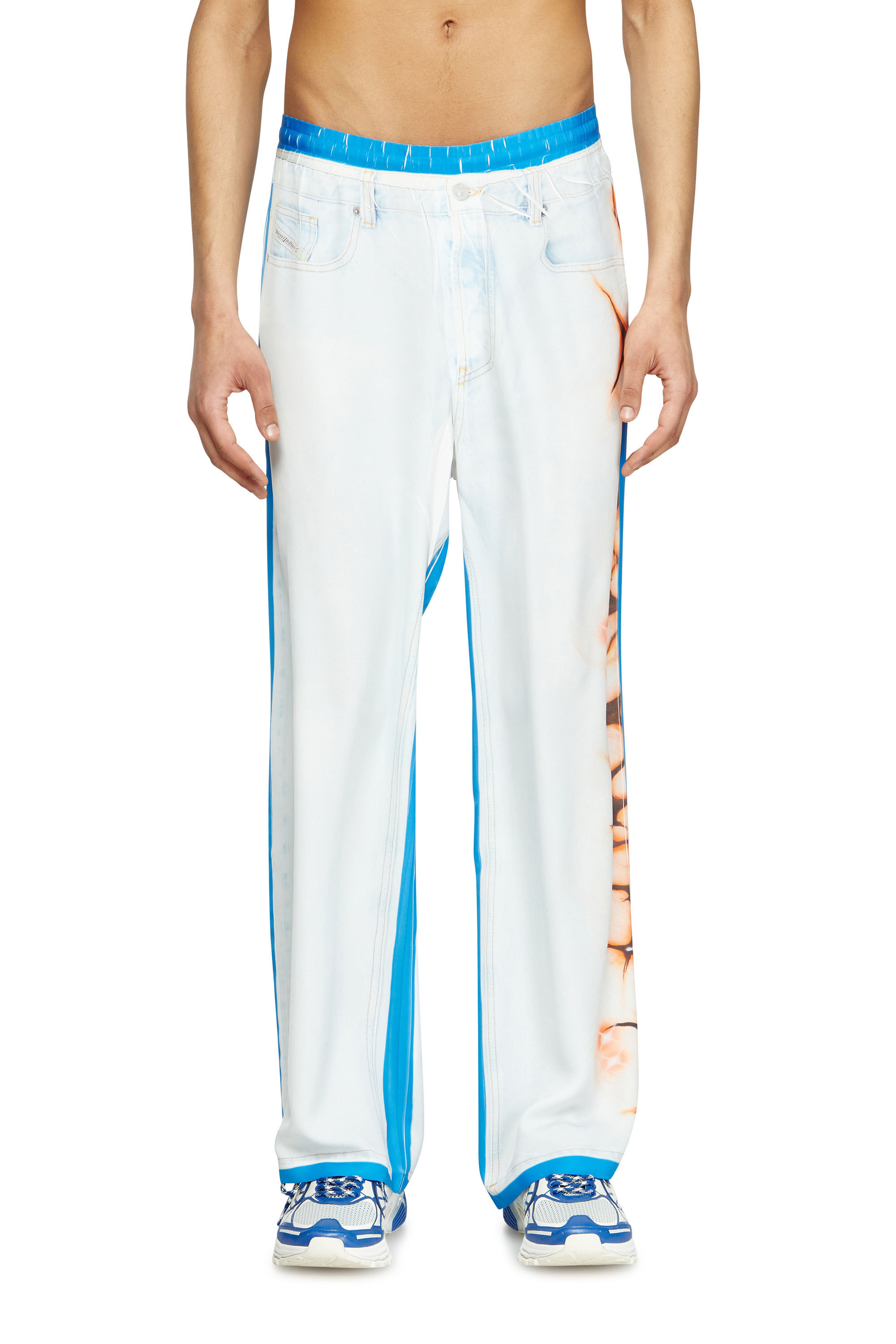 Diesel - P-AFTER-GRAFFITI-JAP, Pantalon avec fit relaxed et imprimé graffiti Mixte in Polychrome - 3