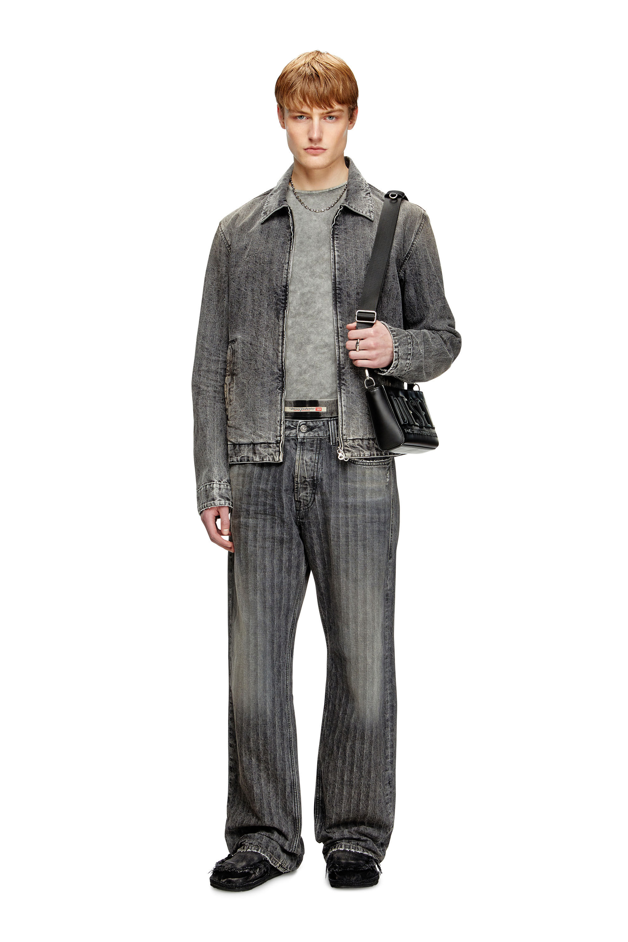 Diesel - DSL 3D CAMERA BAG X, Dsl 3D-Sac caméra en PU brossé Homme in Noir - 6