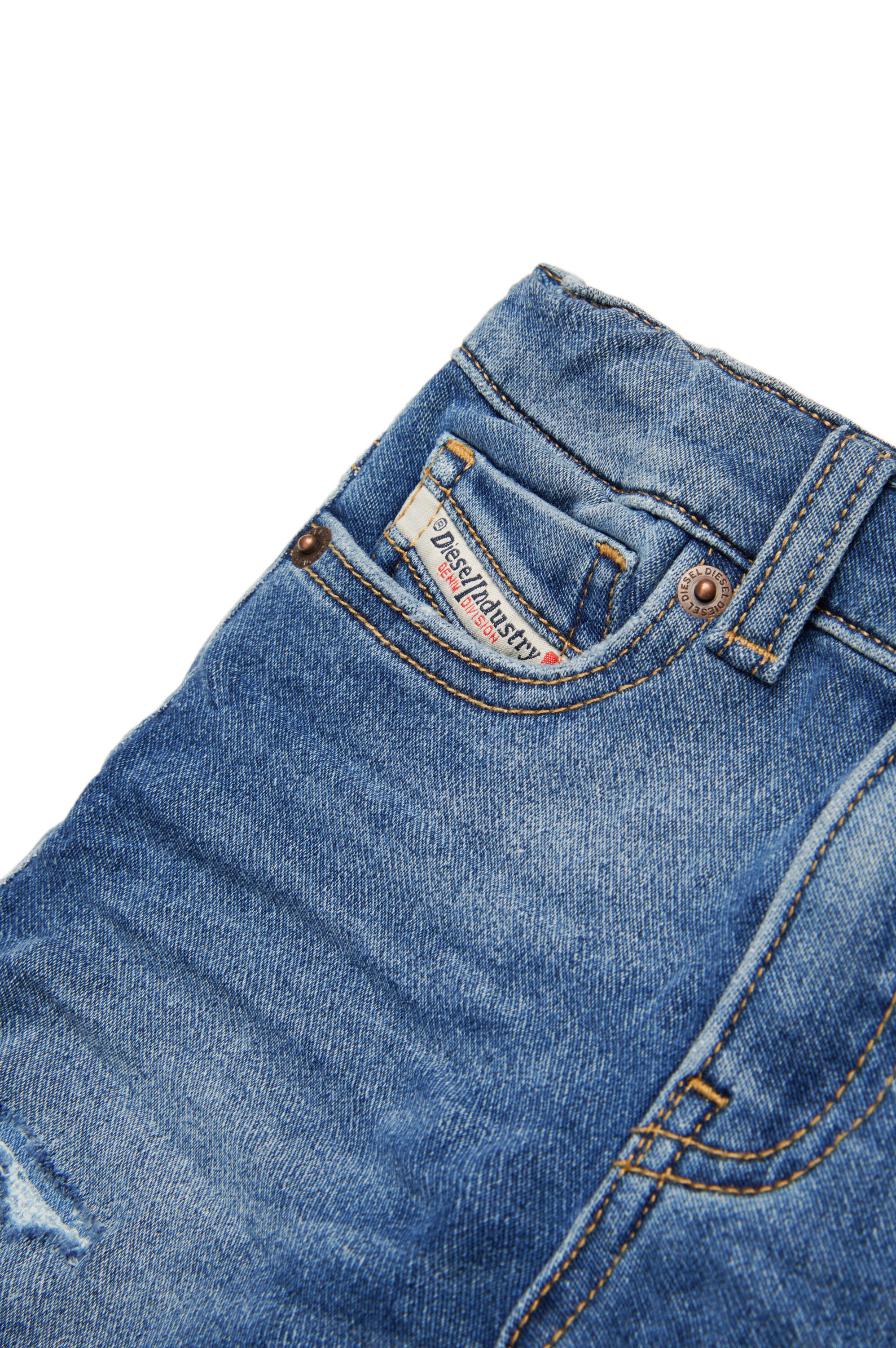 Diesel - PGALLYB JJJ, Unisex's Lived-in JoggJeans shorts with turn-ups in Medium Blue - 4