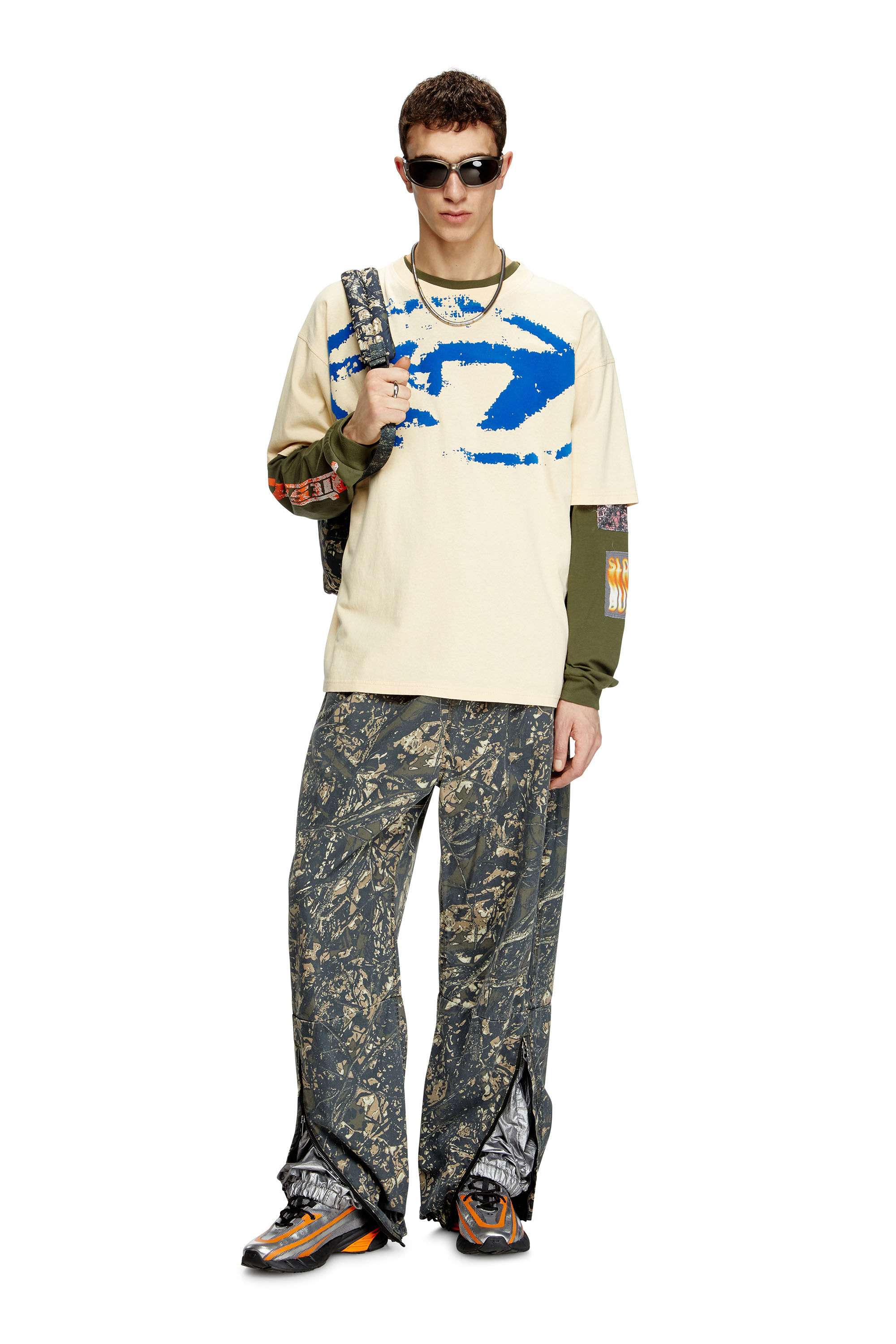 Diesel - T-BOXT-N14, Male's T-shirt with distressed flocked logo in Light Brown - 1
