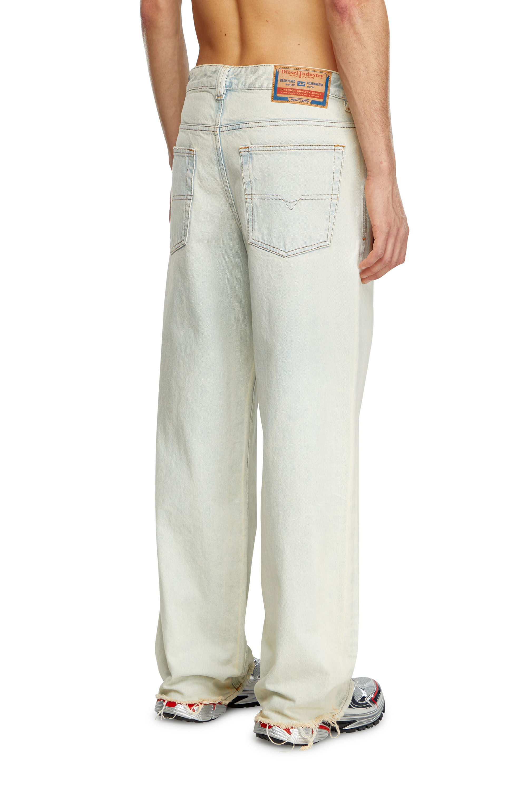 Diesel - Male's Relaxed Jeans 2001 D-Macro 09J81, Light Blue - 4
