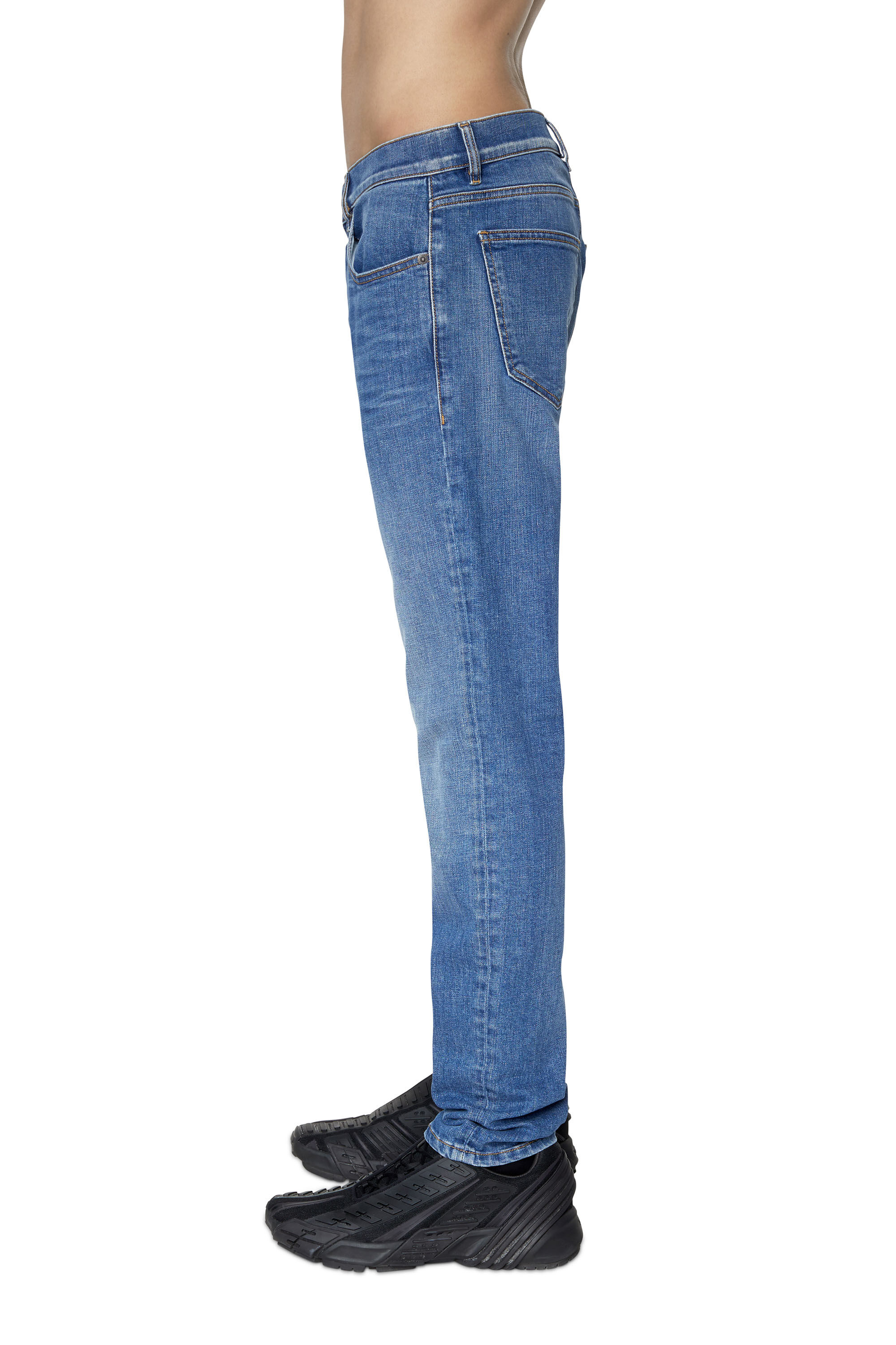 Diesel - 2019 D-STRUKT 09D47 Slim Jeans, Bleu moyen - Image 5