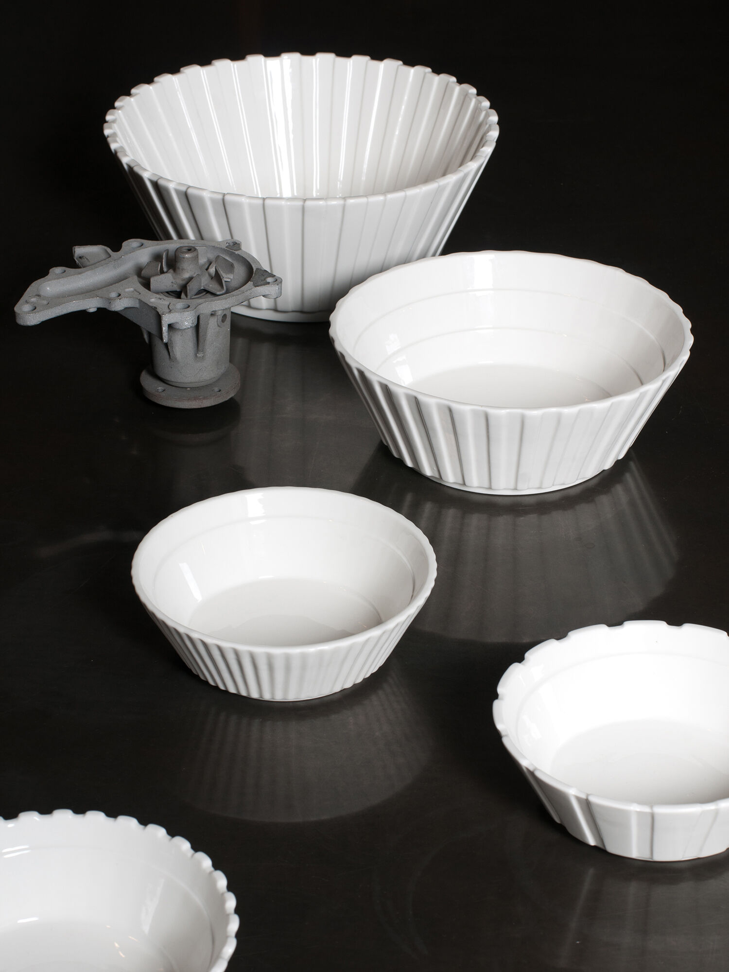 Diesel - 10984 MACHINE COLLEC, Unisex's Porcelain fruit bowl, ø cm 16,3 / 6.4" in White - 4