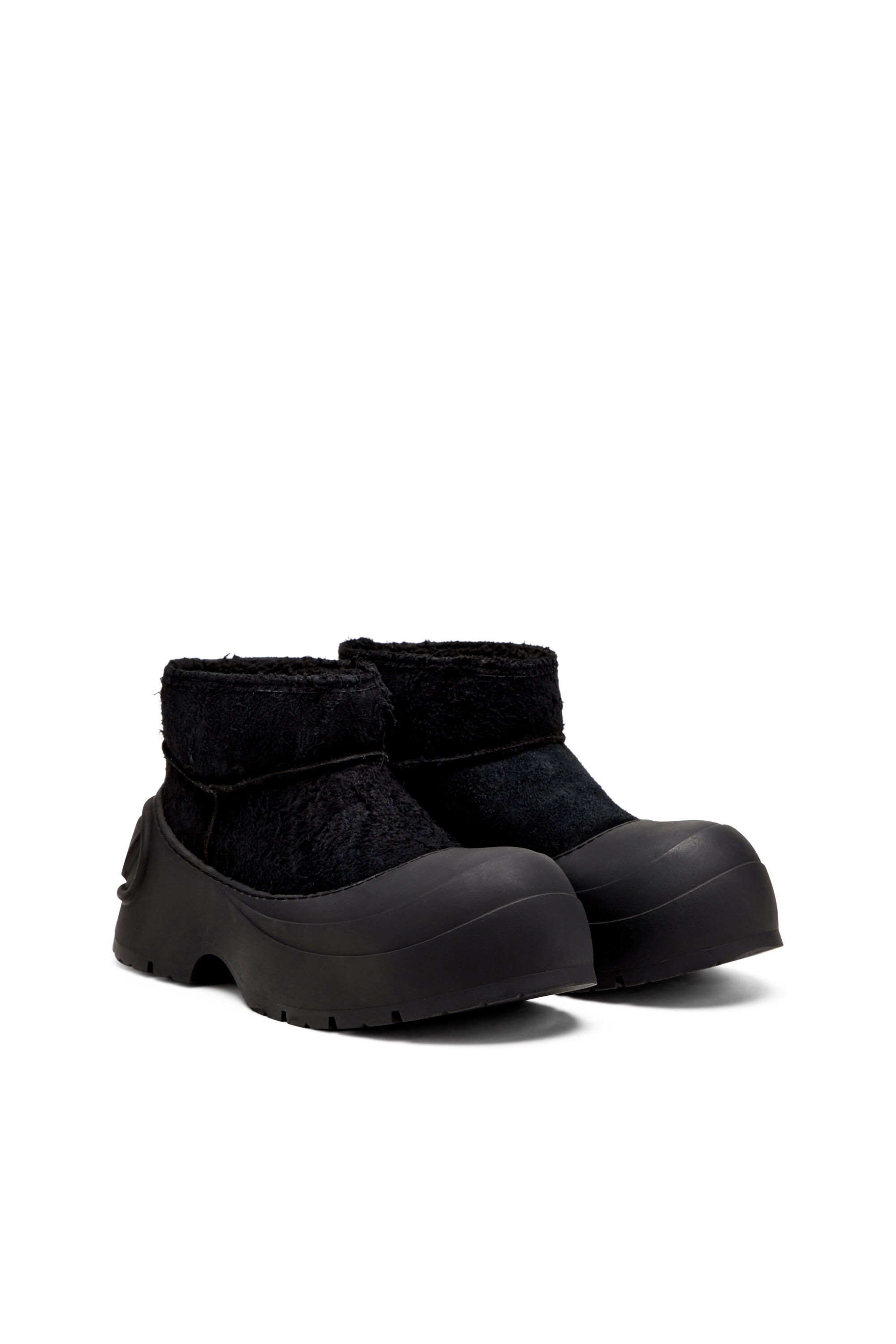 Diesel - D-DONALD MONTONE, Male's D-Donald-Chunky ankle boot with lug sole in Black - 2