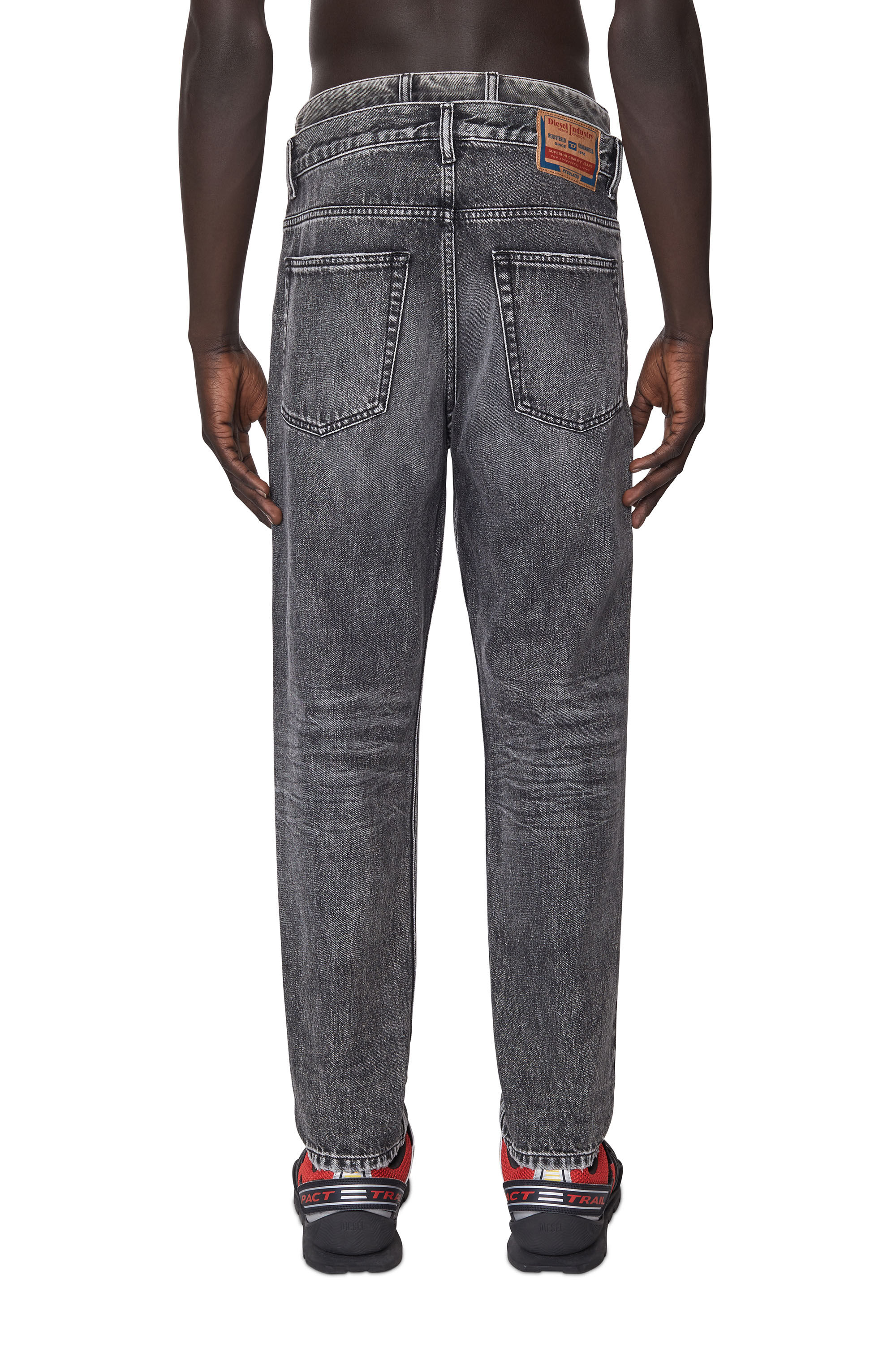 Diesel - Tapered Jeans 2005 D-Fining 007C6, Black/Dark Grey - Image 4