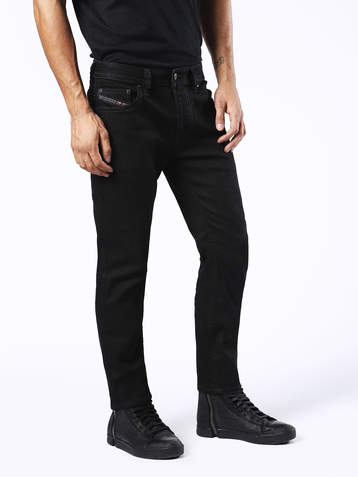 Diesel clearance thavar black