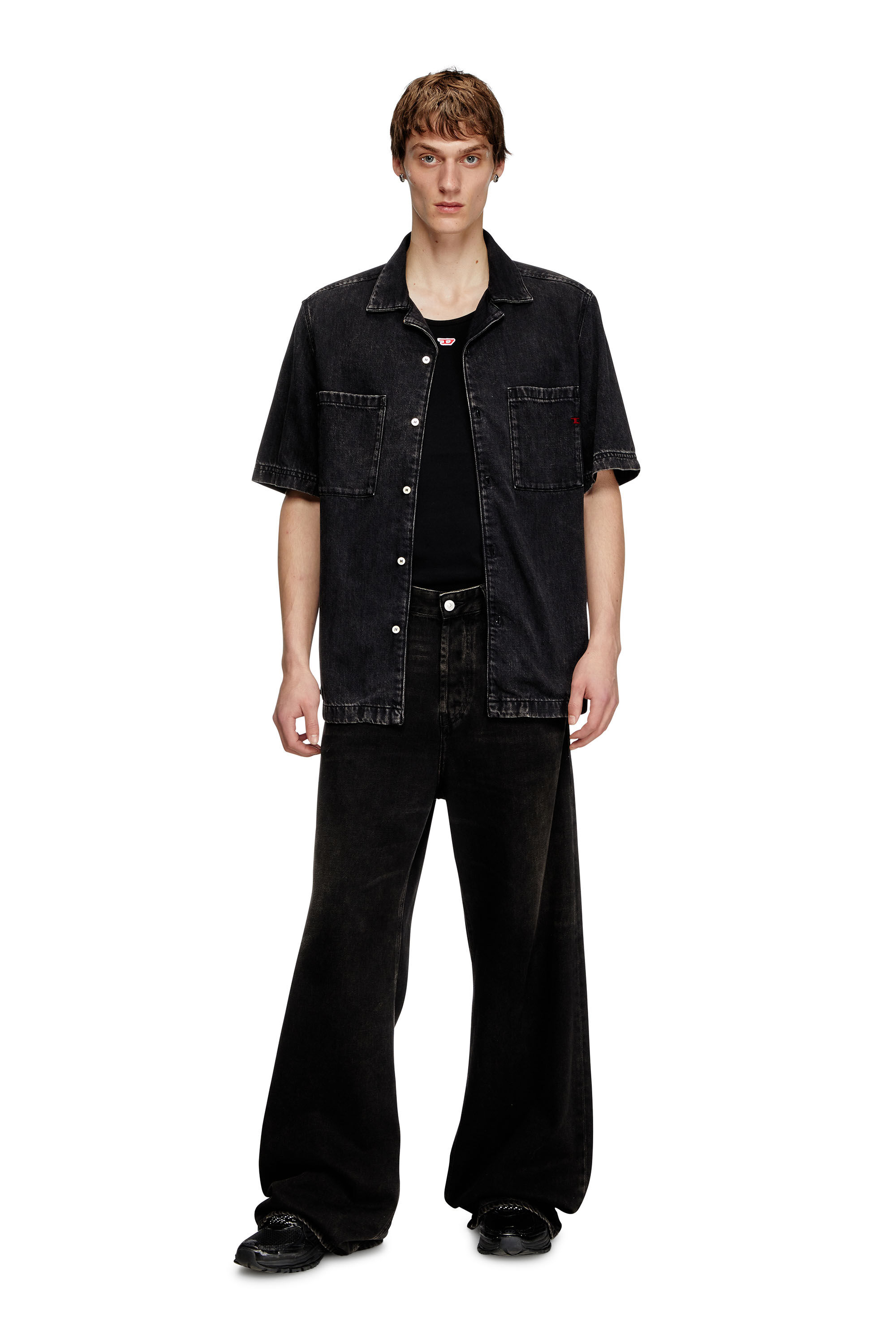 Diesel - D-PAROSHORT, Male's Bowling shirt in Tencel denim in Black - 1