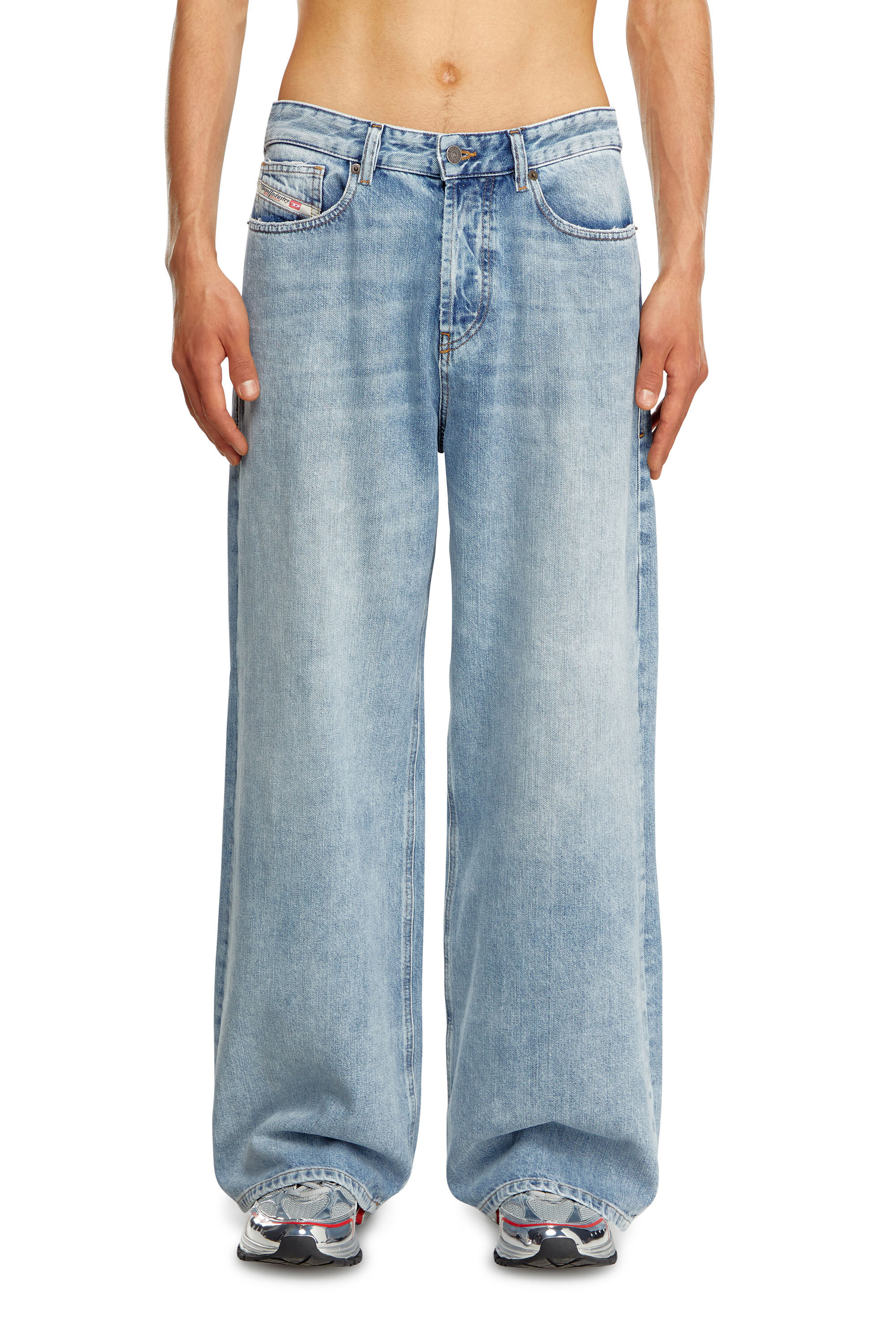 Diesel - Relaxed Jeans 1996 D-Sire 09H57 Femme, Bleu Clair - Image 6