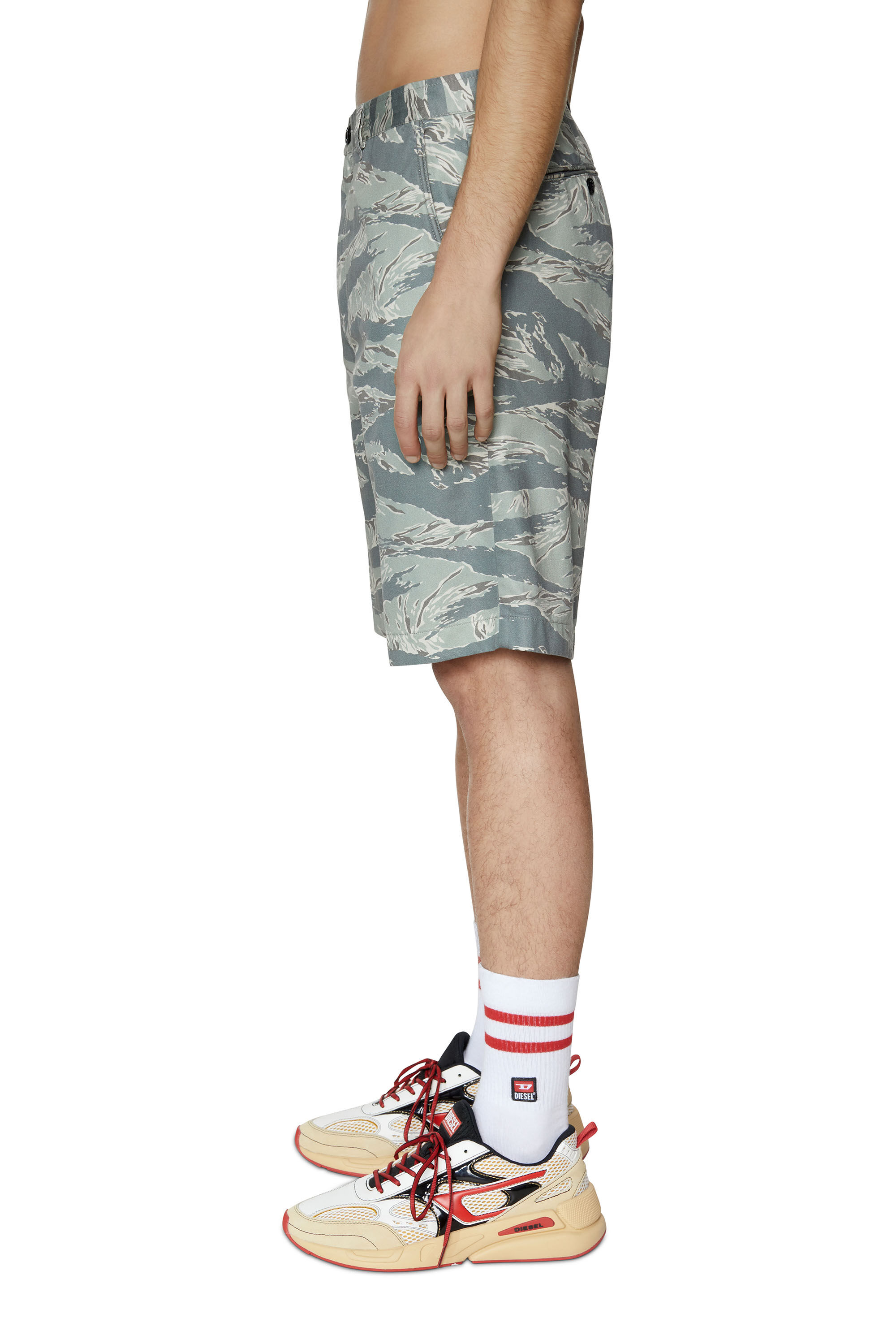 Diesel clearance camo shorts