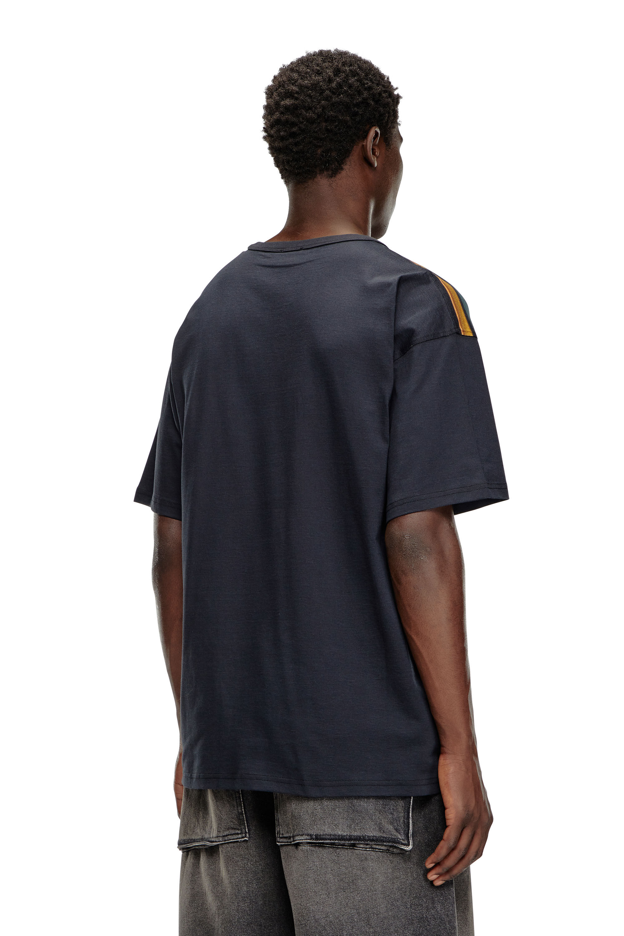 Diesel - T-BOXT-P1, Homme T-shirt avec imprimé affiche Oval D in Noir - Image 5