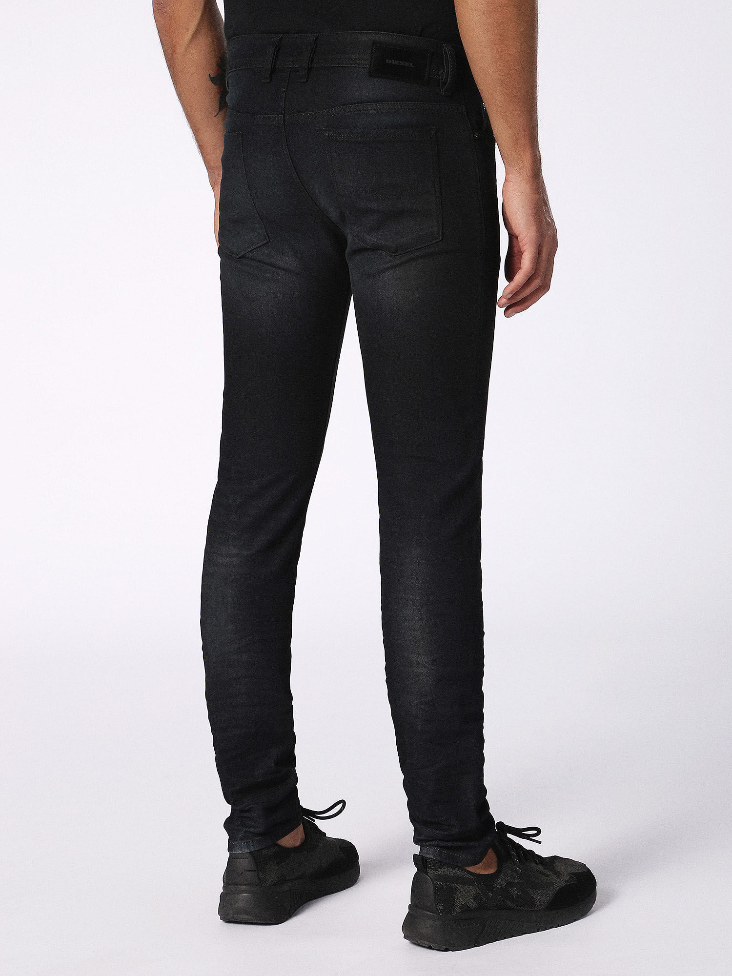 Diesel clearance sleenker 0842q