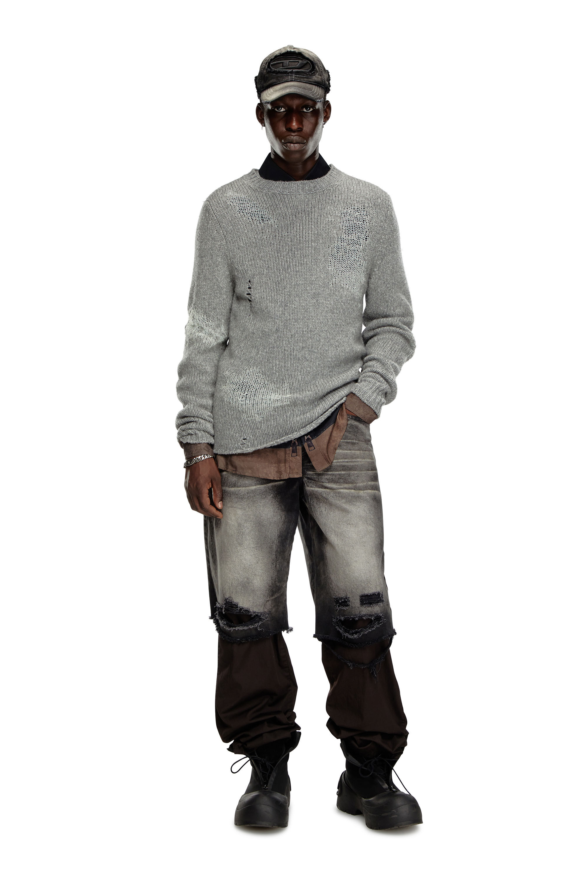 Diesel - K-NORMAN, Male's Distressed jumper in wool blend in Grey - 1