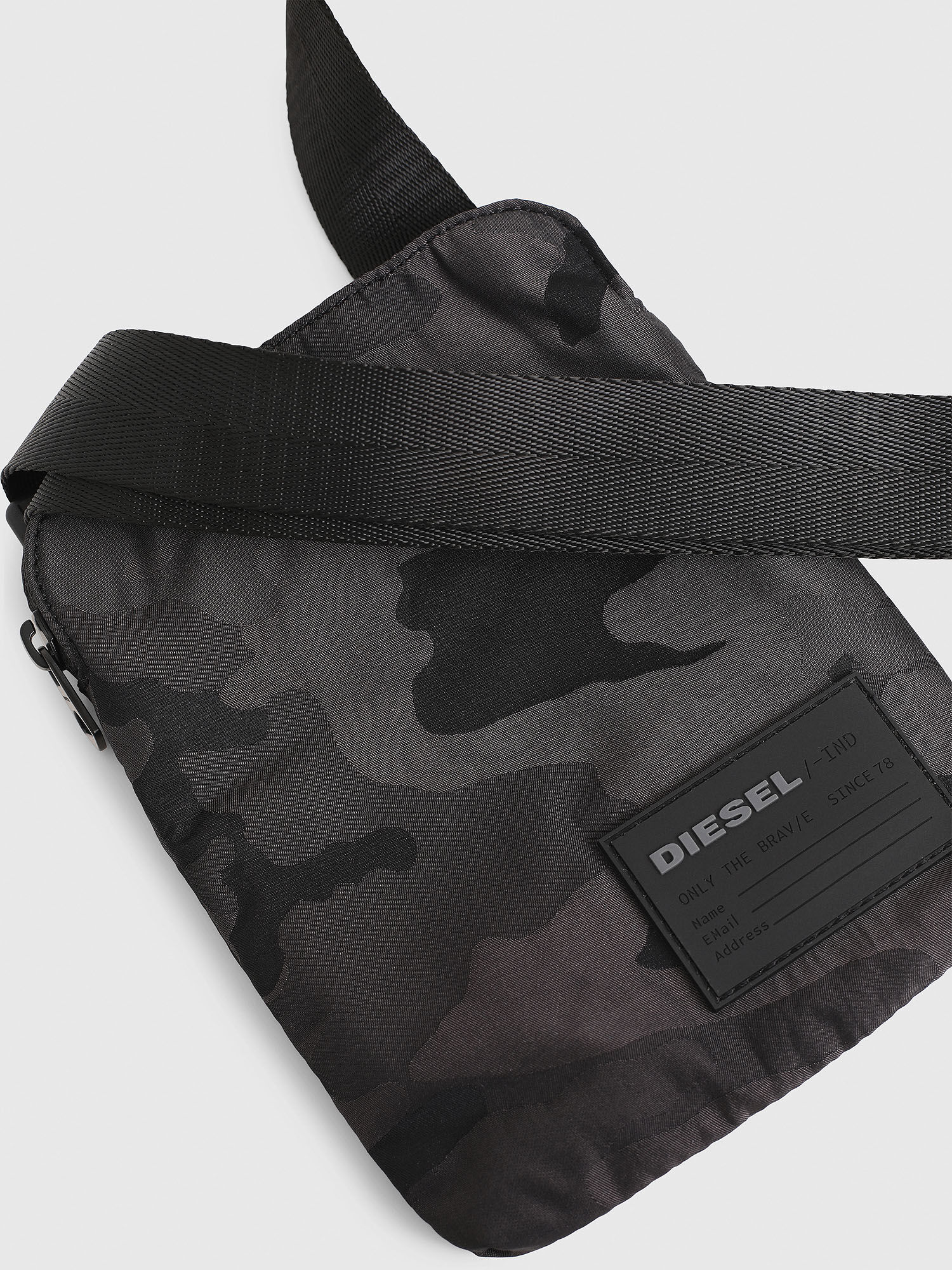Diesel f discover cross hotsell