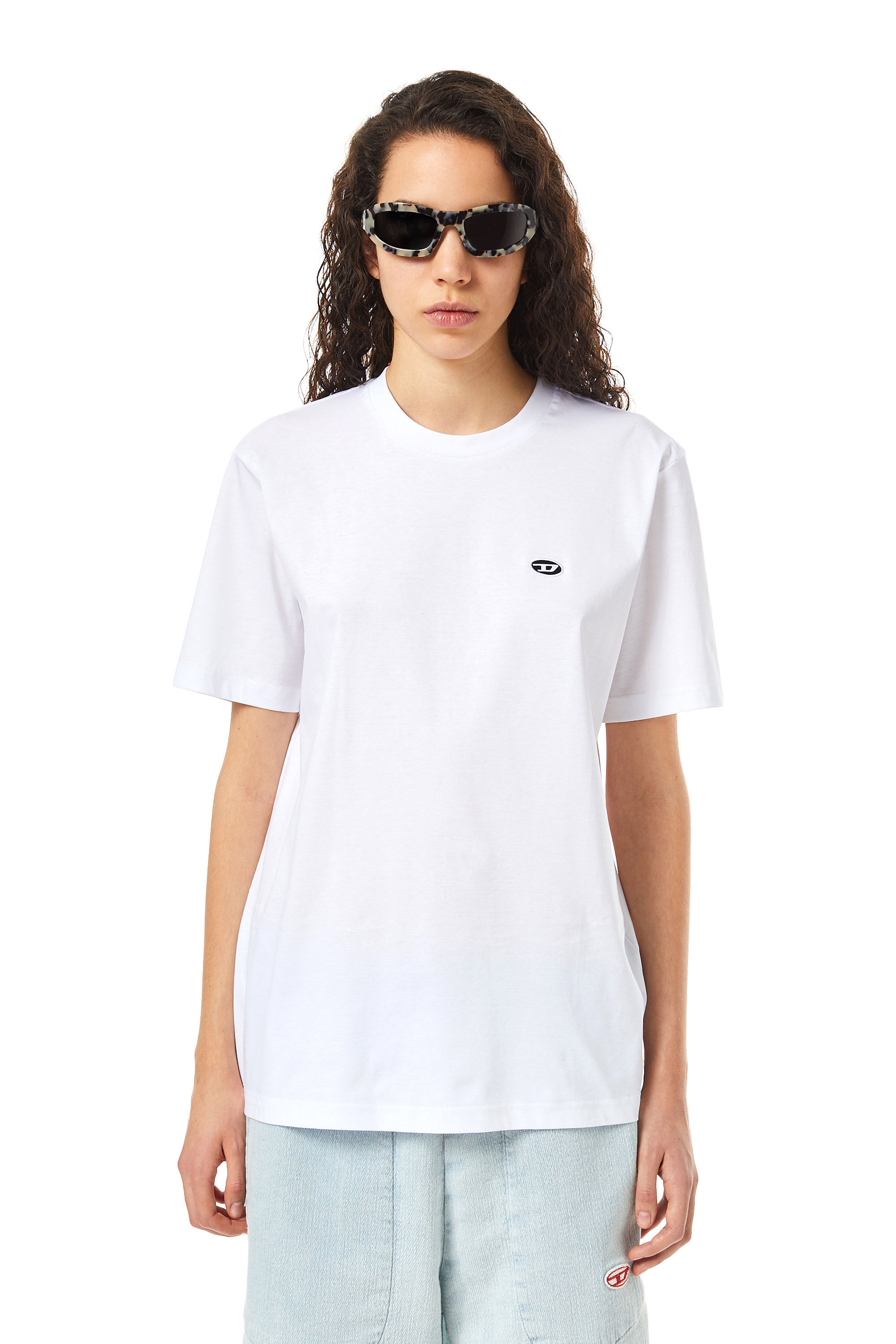 Diesel - T-JUST-DOVAL-PJ, Female's T-shirt with oval patch in Off White - 3