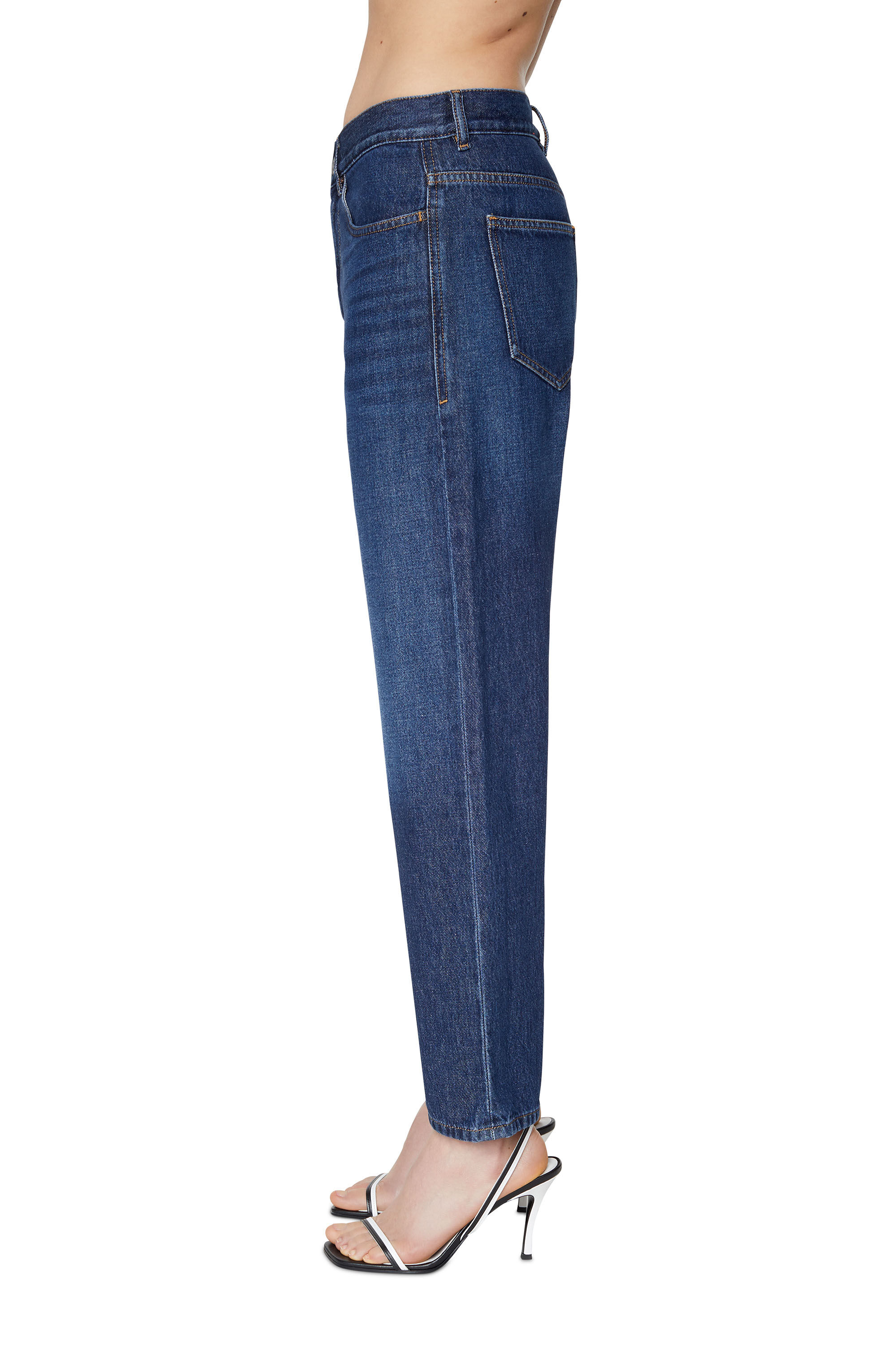 2016 D-AIR Woman: Boyfriend dark blue Jeans | Diesel