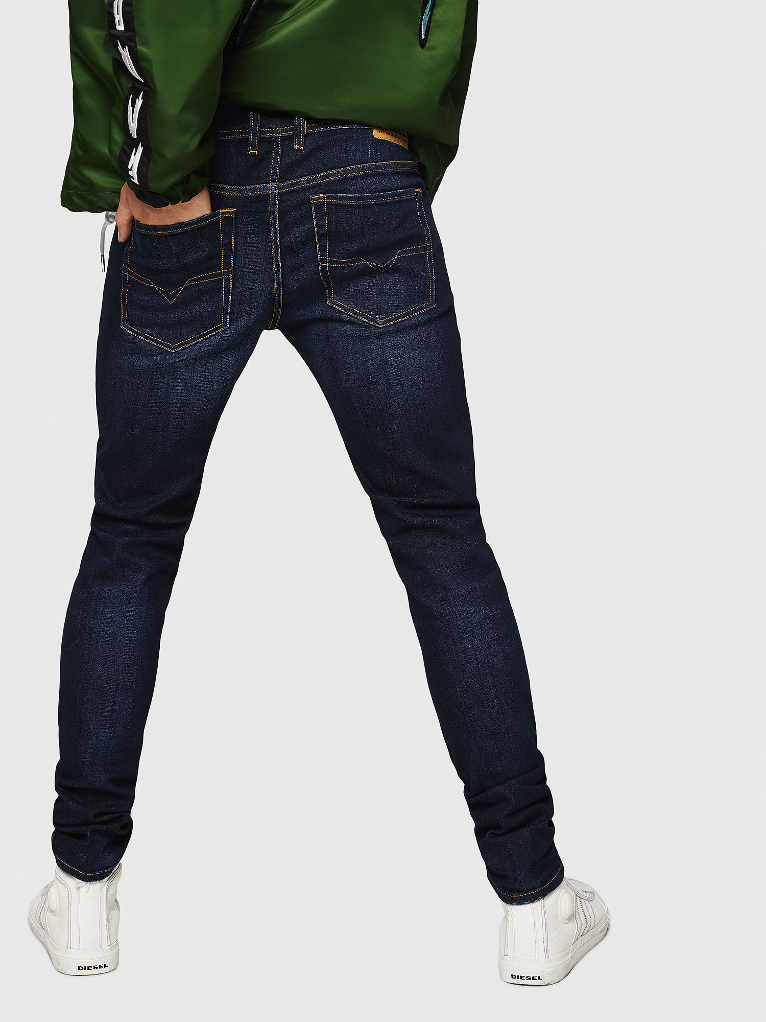 Diesel sleenker shop 083aw
