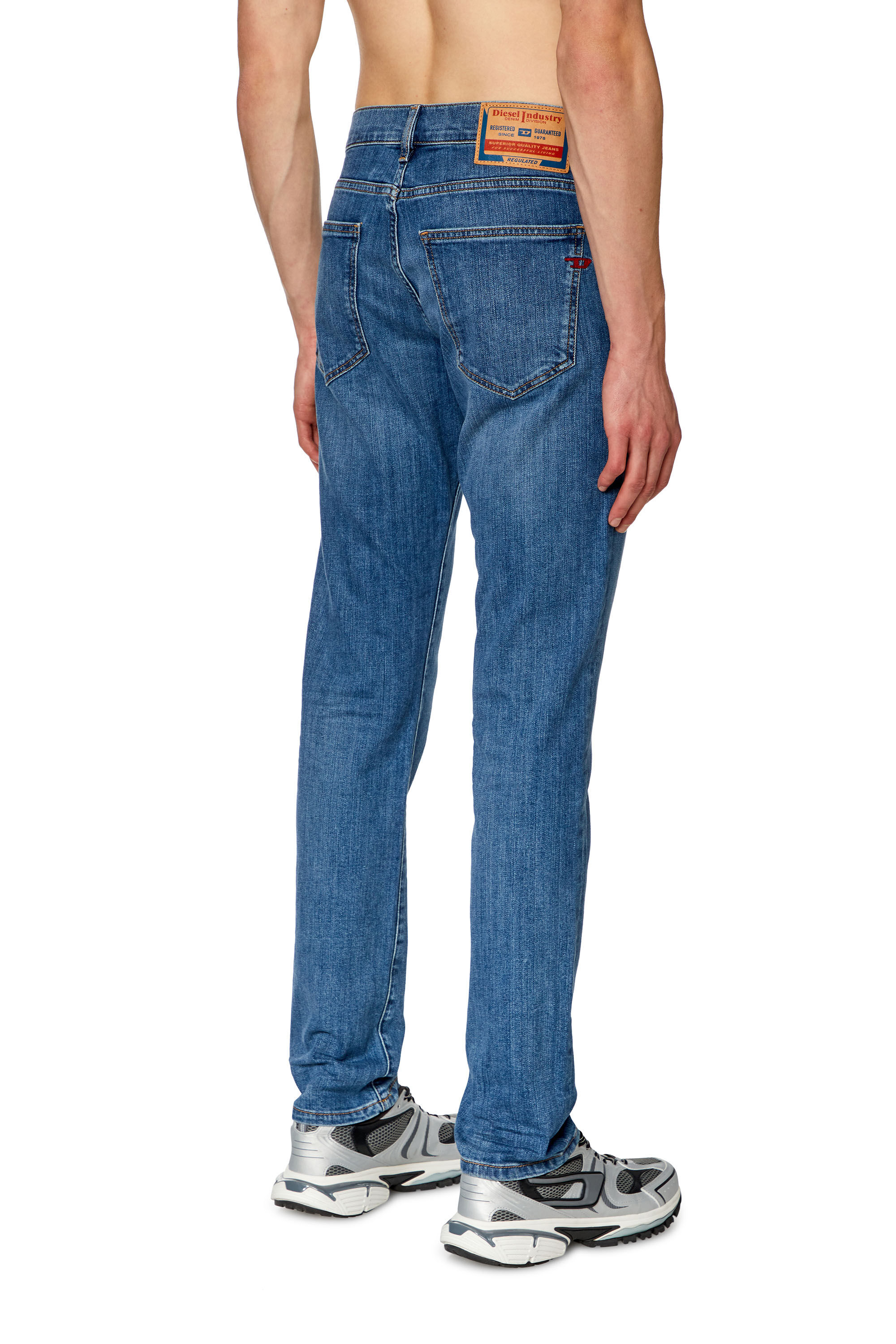 Diesel - Slim Jeans 2019 D-Strukt 0KIAL Homme, Bleu Clair - Image 3