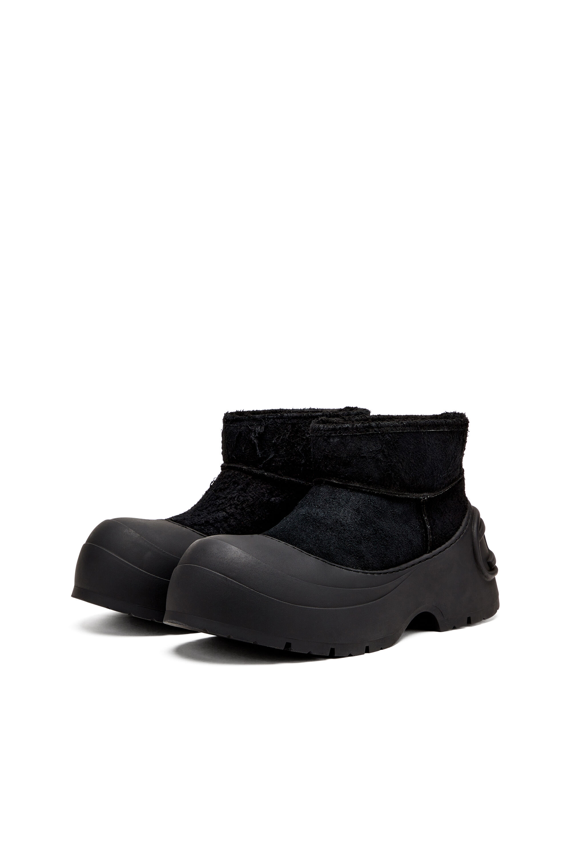 Diesel - D-DONALD MONTONE, Male's D-Donald-Chunky ankle boot with lug sole in Black - 8