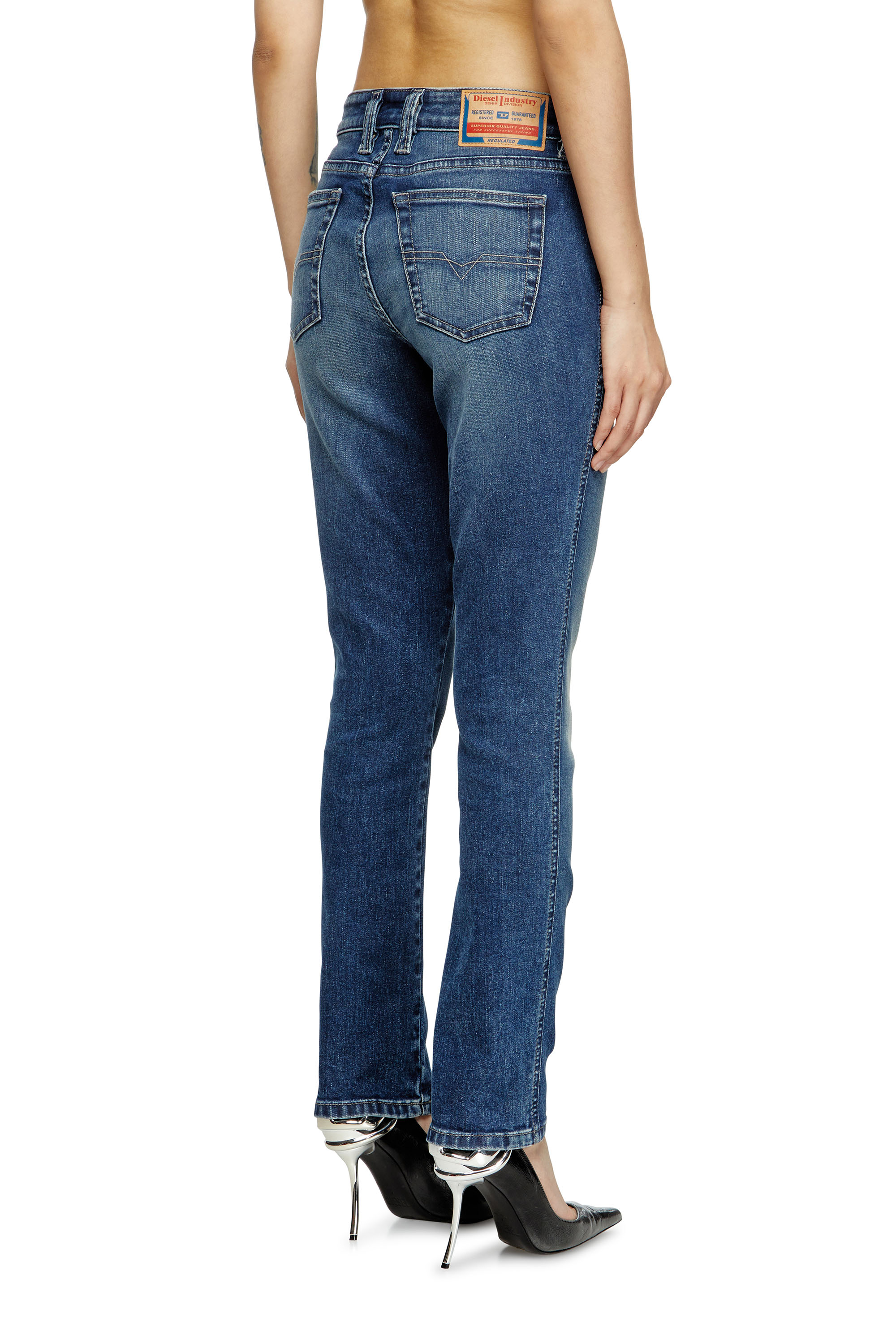 Diesel - Female's Slim Jeans 1992 D-Jiann 0DBEE, Medium Blue - 4