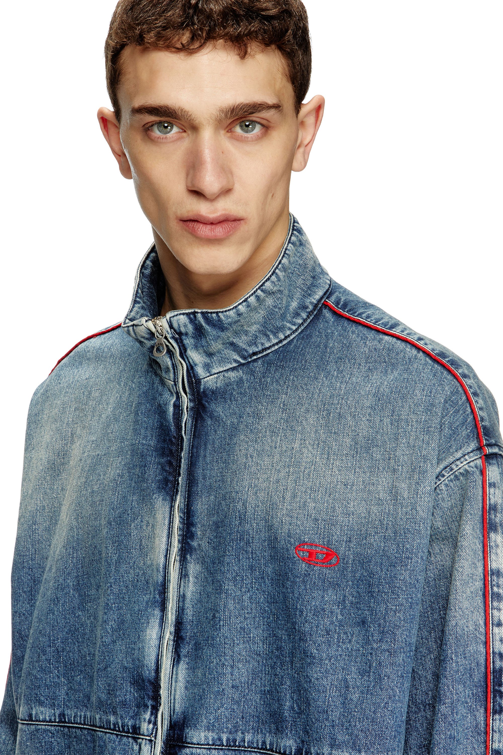 Diesel - D-KRAP-S2, Veste en denim avec passepoil rouge Homme in Bleu - 4