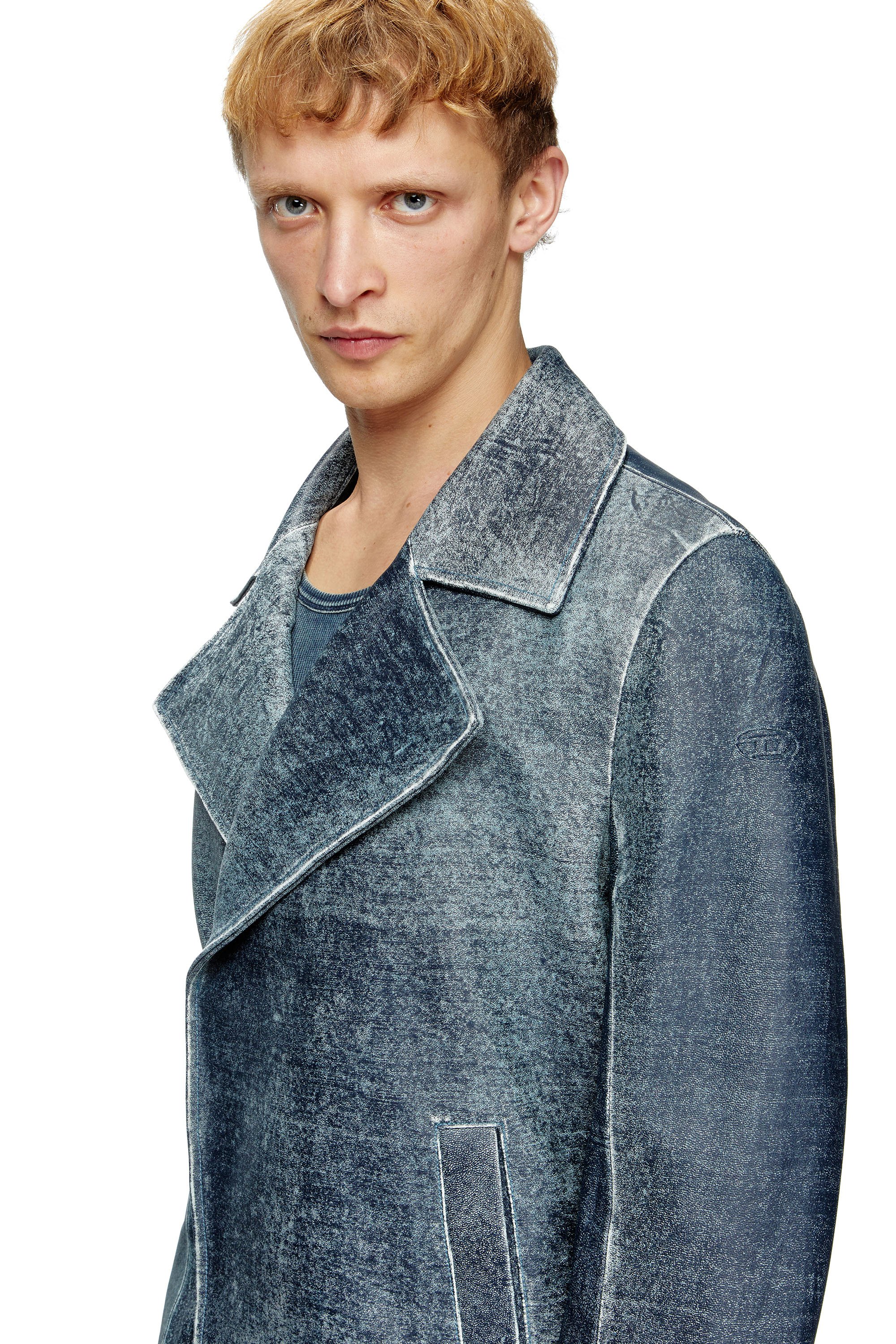 Diesel - L-WERNER, Veste en cuir traité façon denim Homme in Bleu - 4