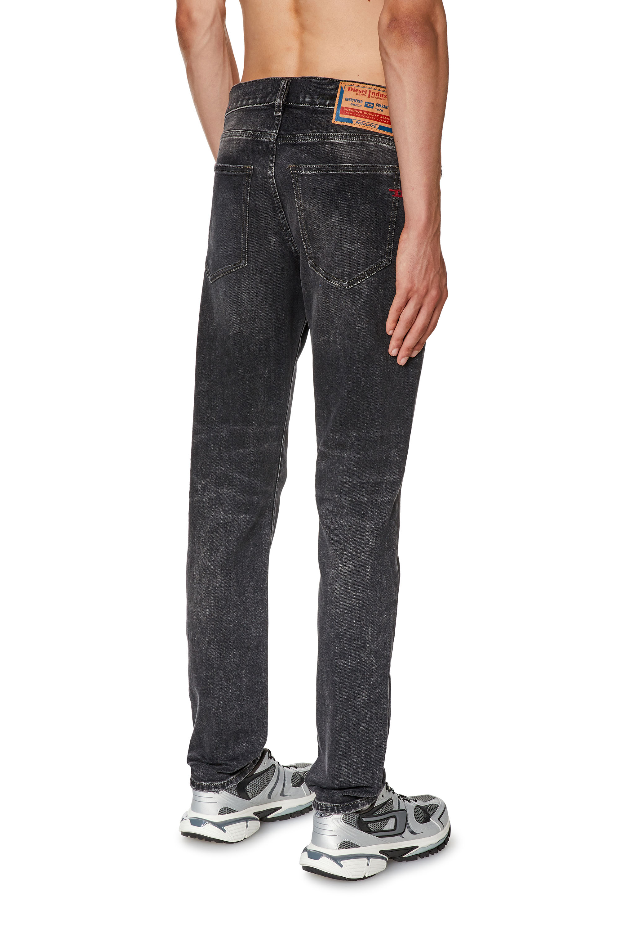 Diesel - Slim Jeans 2019 D-Strukt E69RC, Noir/Gris foncé - Image 2