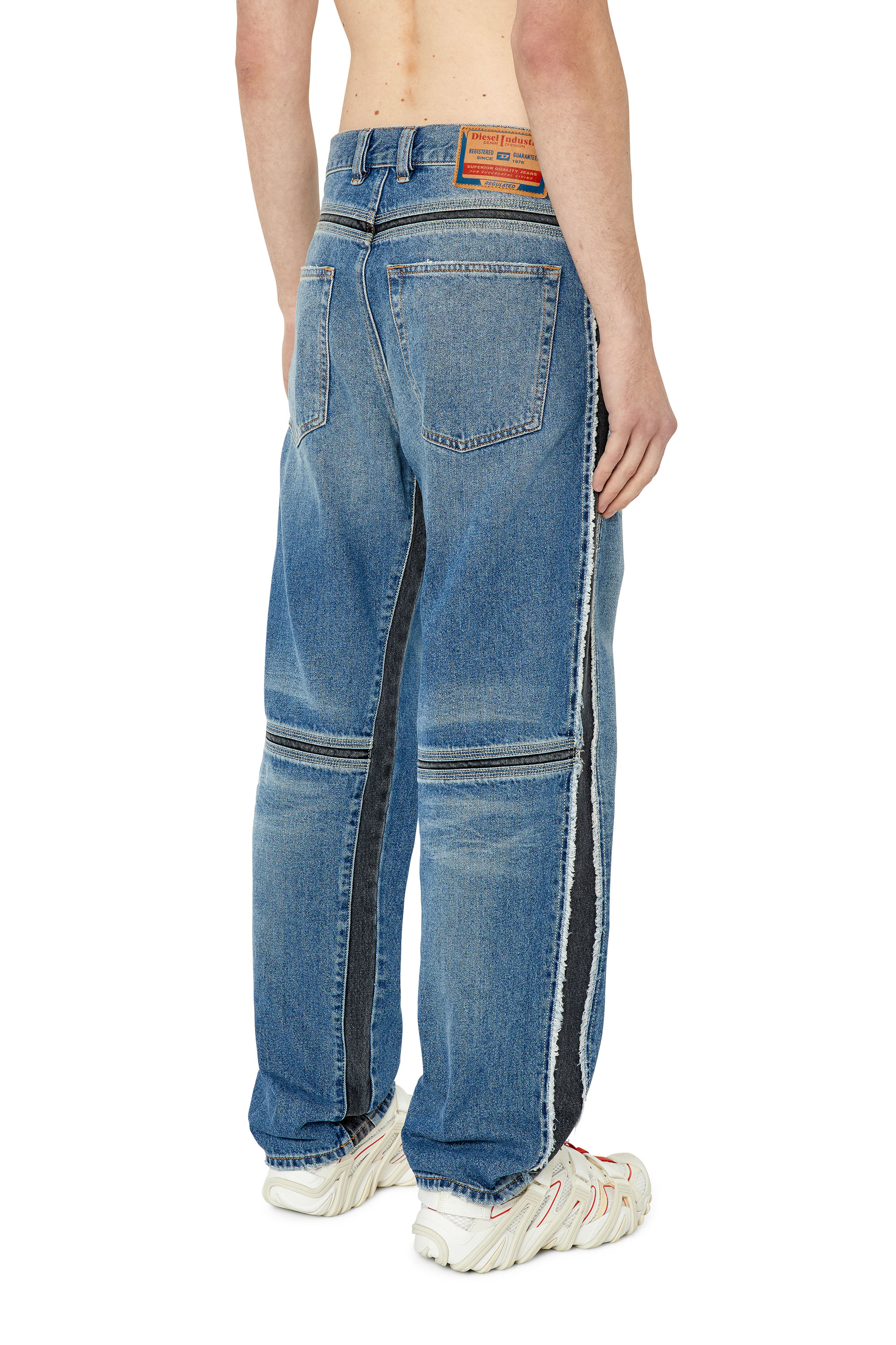 Diesel - D-Mand 09F20 Straight Jeans, Bleu moyen - Image 4