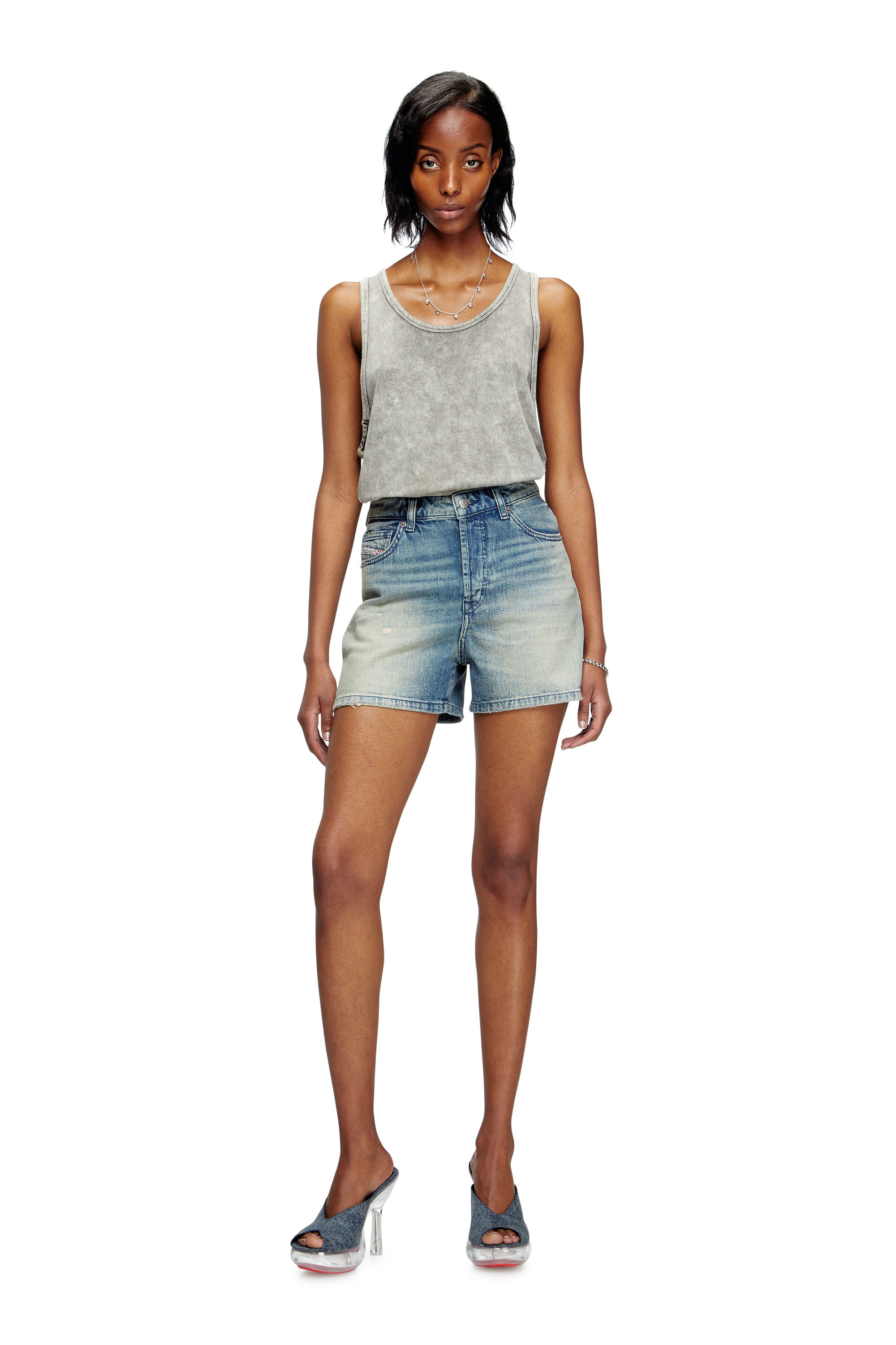 Diesel - DE-JIRO, Short en denim effet vieilli Femme in Bleu - 2
