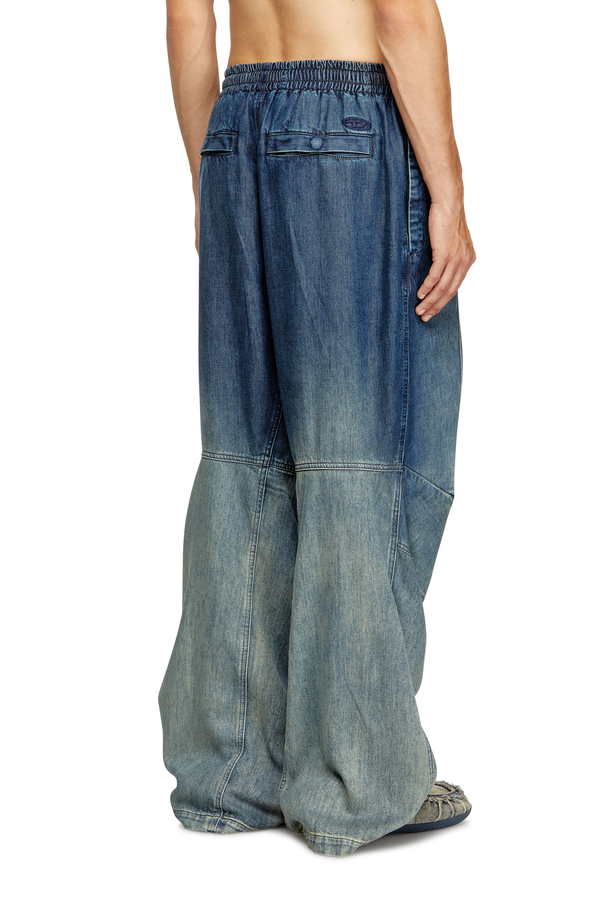 Diesel - Male's Relaxed Jeans D-Pari 068TC, Dark Blue - 4