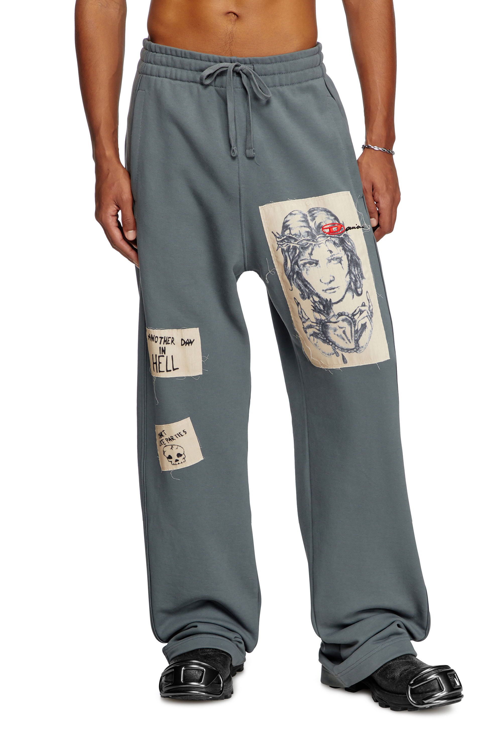 Diesel - P-MARTYANS-DD, Pantalon de survêtement avec empiècements tatouage Mixte in Gris - 2