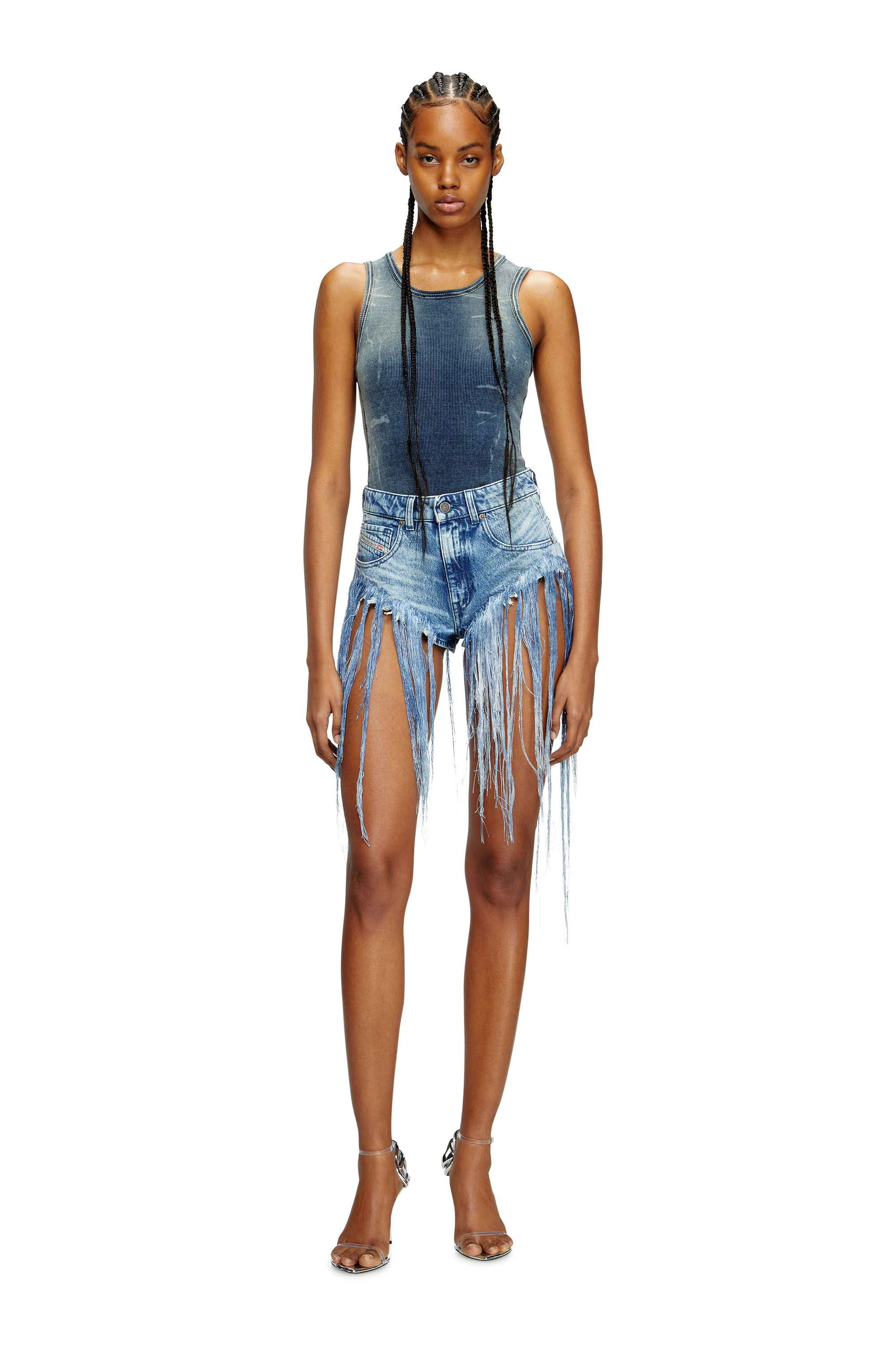 Diesel - DE-JIZZ-FSG, Short en denim effiloché à effet vieilli Femme in Bleu - 4