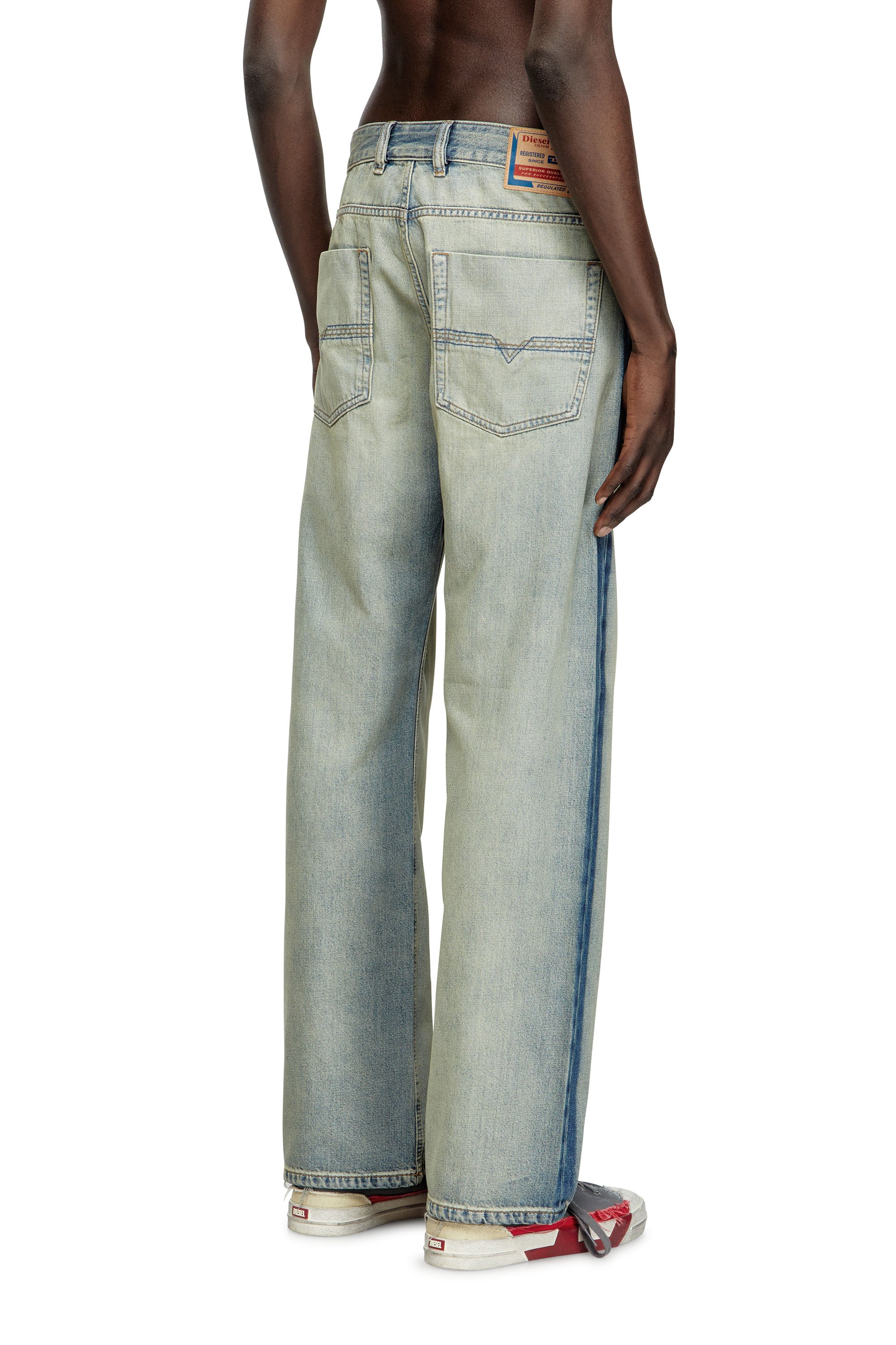 Diesel - Male's Relaxed Jeans 1980 D-Eeper 0ABDF, Light Blue - 4