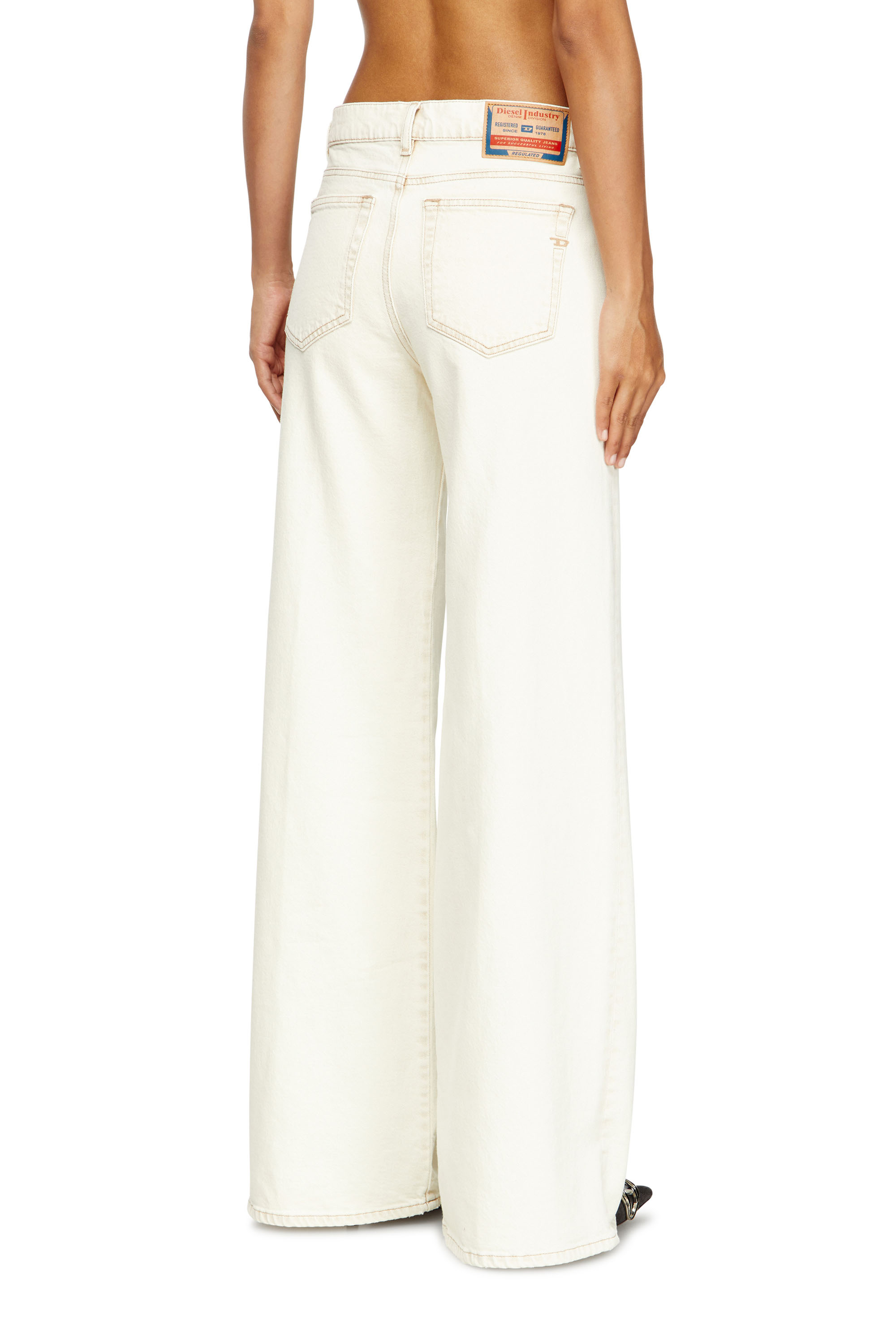 Diesel - Female's Flare Jeans 1978 D-Akemi 09M70, White - 4
