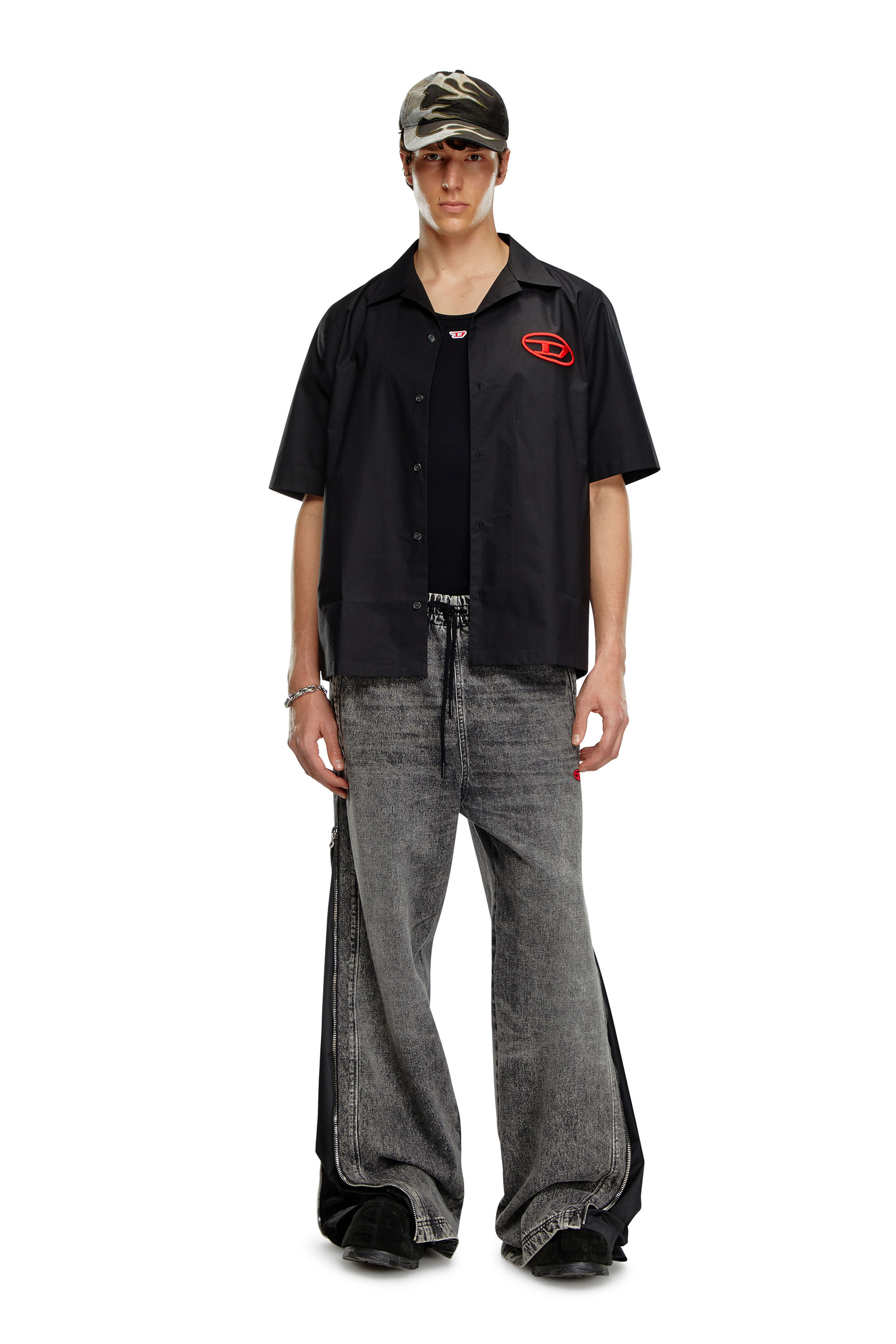 Diesel - S-MAC-C, Chemise bowling avec logo brodé Homme in Noir - 2