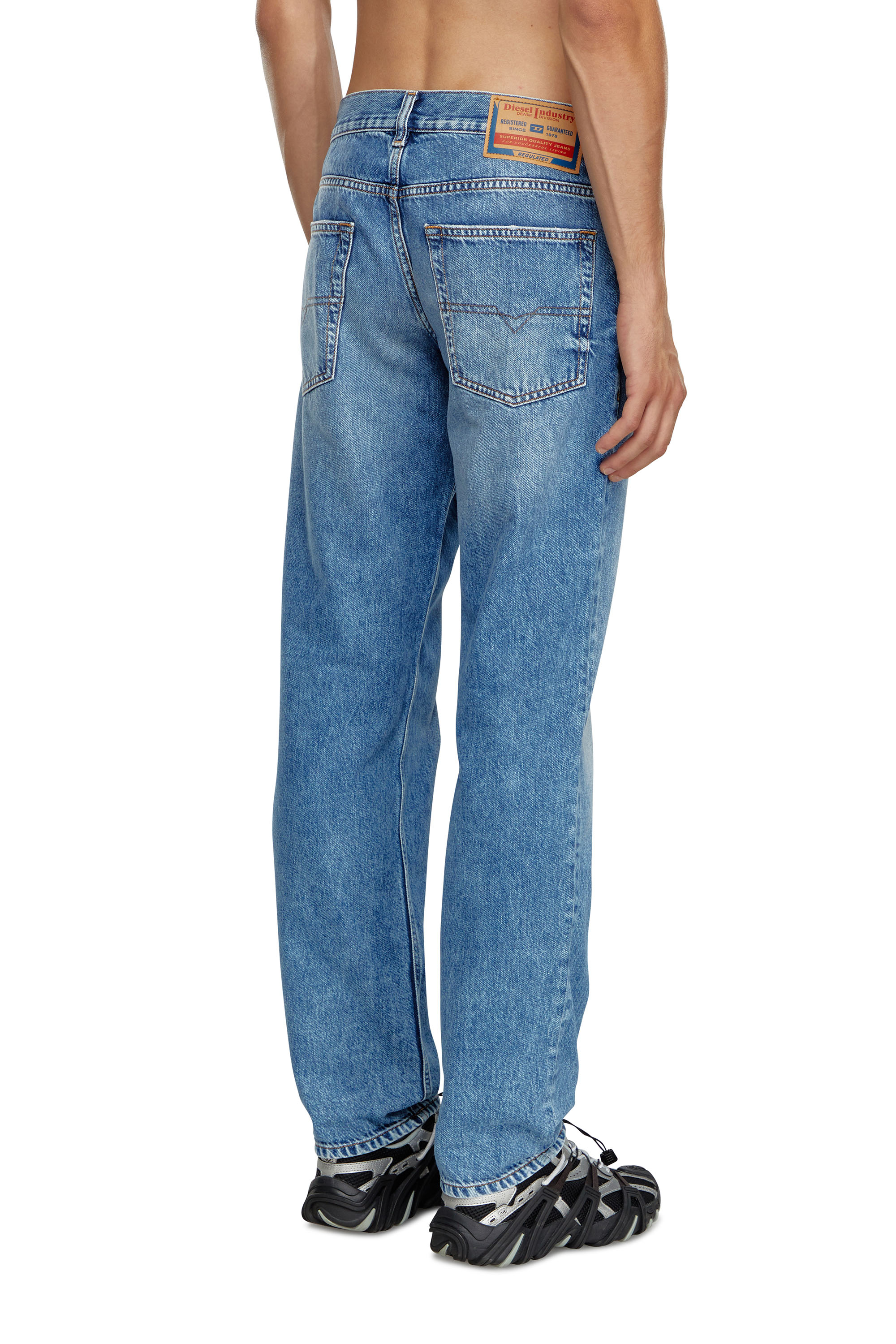 Diesel - Male Tapered Jeans 2023 D-Finitive 09H95, Medium Blue - Image 4