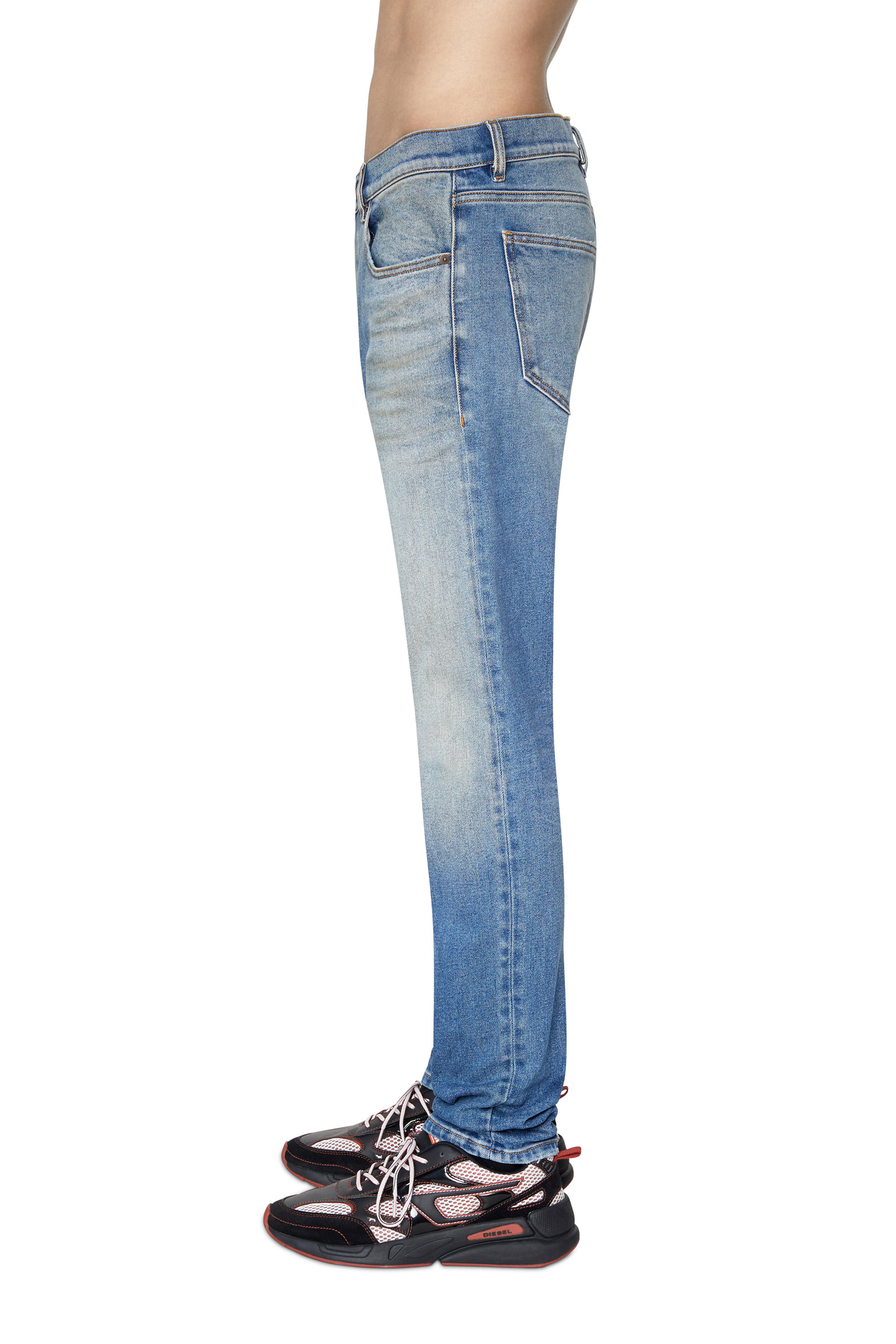 Diesel - 2019 D-Strukt 09D81 Slim Jeans, Light Blue - Image 4