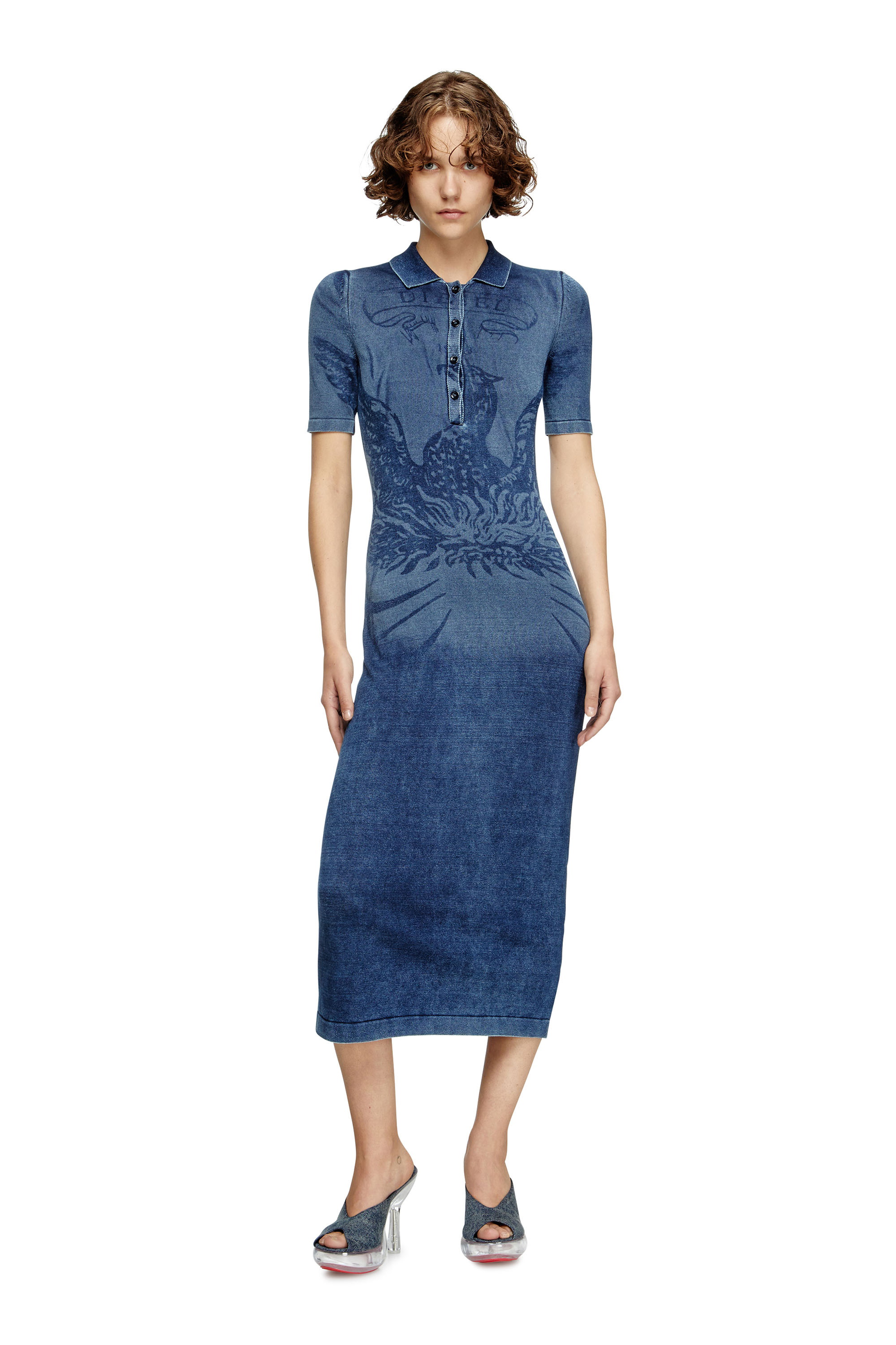 Diesel - M-FENNY-DRS, Robe polo midi en maille effet denim Femme in Bleu - 2
