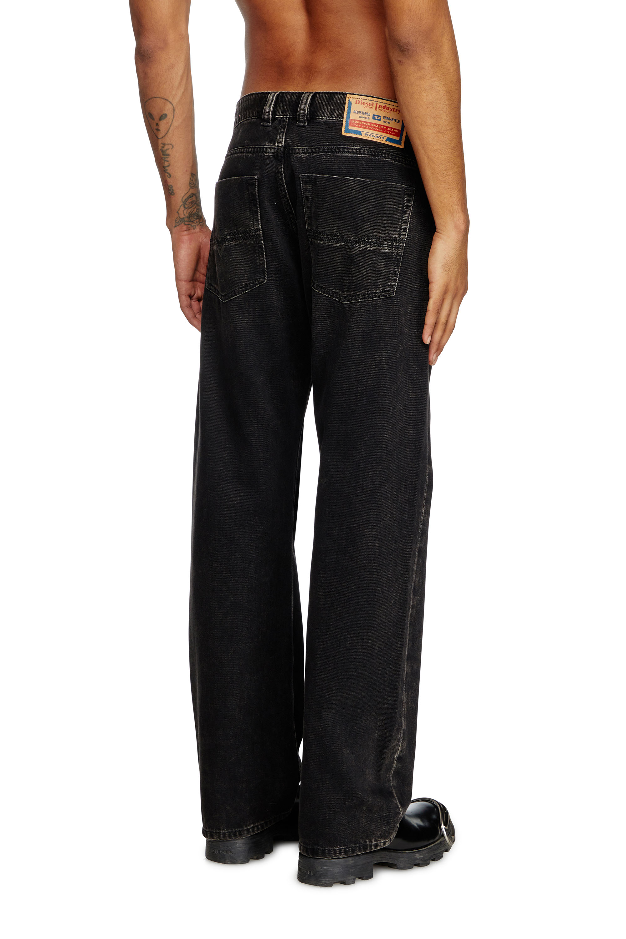 Diesel - Male's Relaxed Jeans 1980 D-Eeper 09J96, Black/Dark Grey - 4