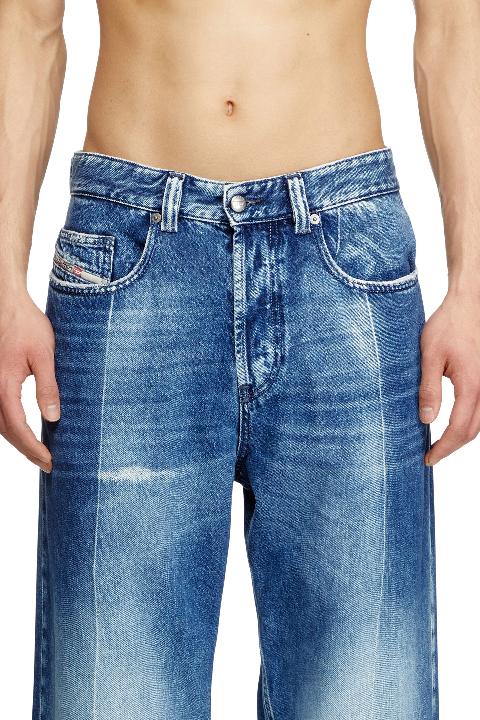 Diesel - Male's Relaxed Jeans 2001 D-Macro 09L48, Medium Blue - 5