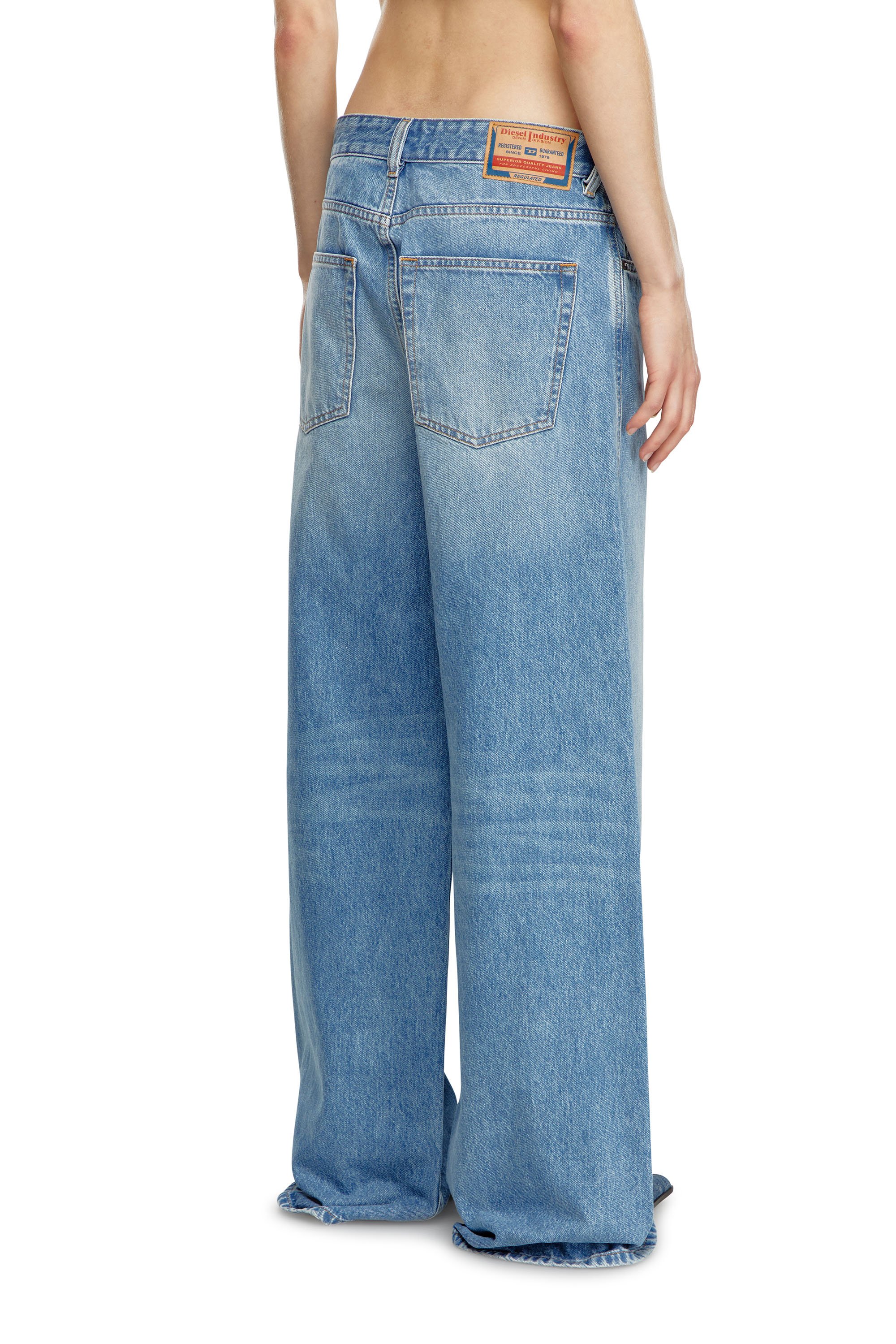 Diesel - Femme Straight Jeans 1996 D-Sire 09I29, Bleu Clair - Image 4