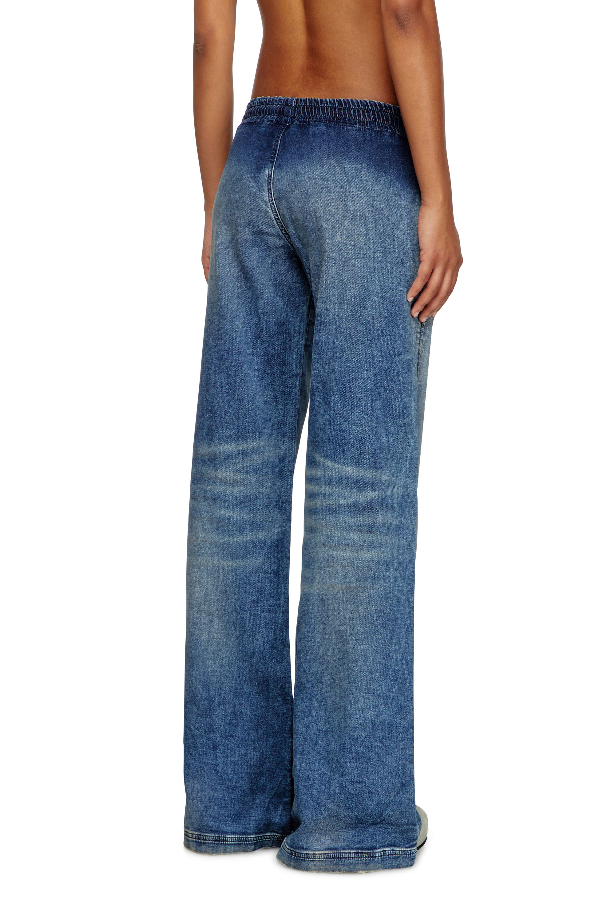 Diesel - Relaxed 2078 D-Ainty Joggjeans® 068PQ Femme, Bleu moyen - Image 3