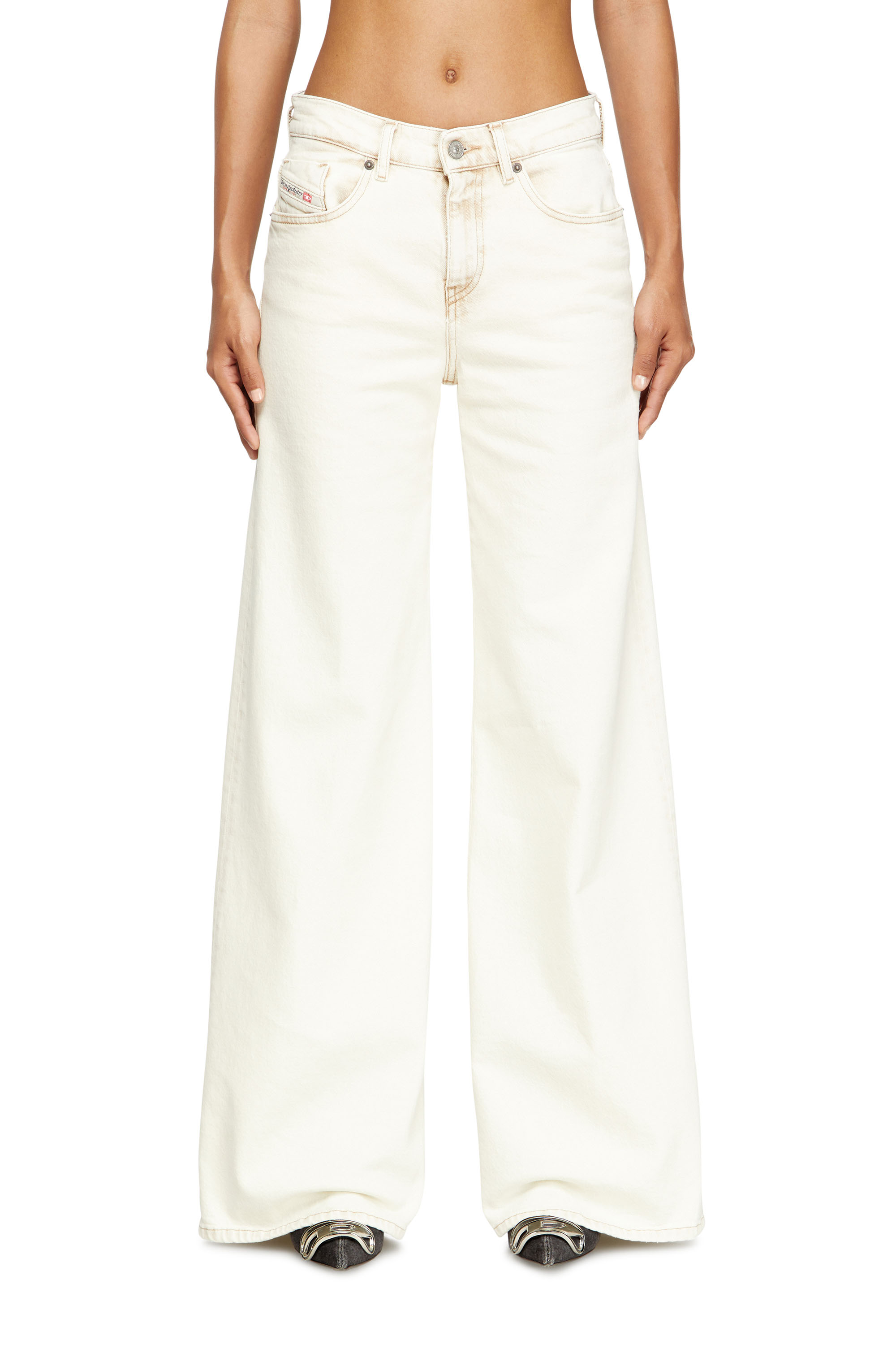 Diesel - Female's Flare Jeans 1978 D-Akemi 09M70, White - 1